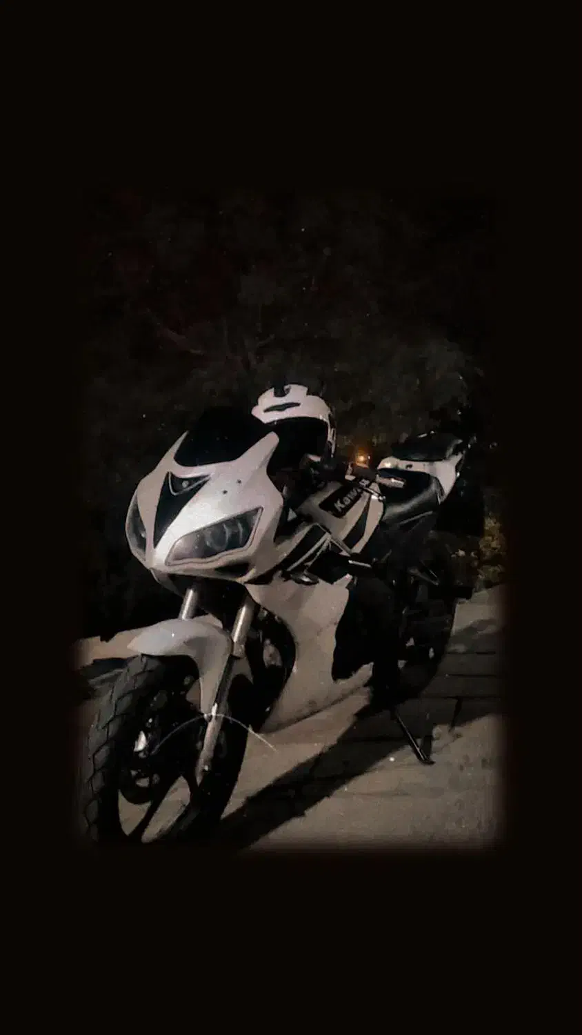 موتور کثیر ریس کاوازاکی مگلی هیوسانگ|موتورسیکلت|اصفهان, امیرعرب|دیوار