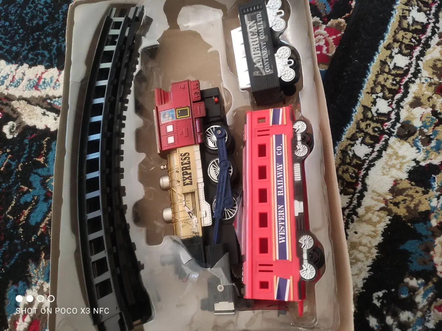 قطار نوه با دو عدد باتری کاملاً سالم|اسباببازی|گنبد کاووس, |دیوار