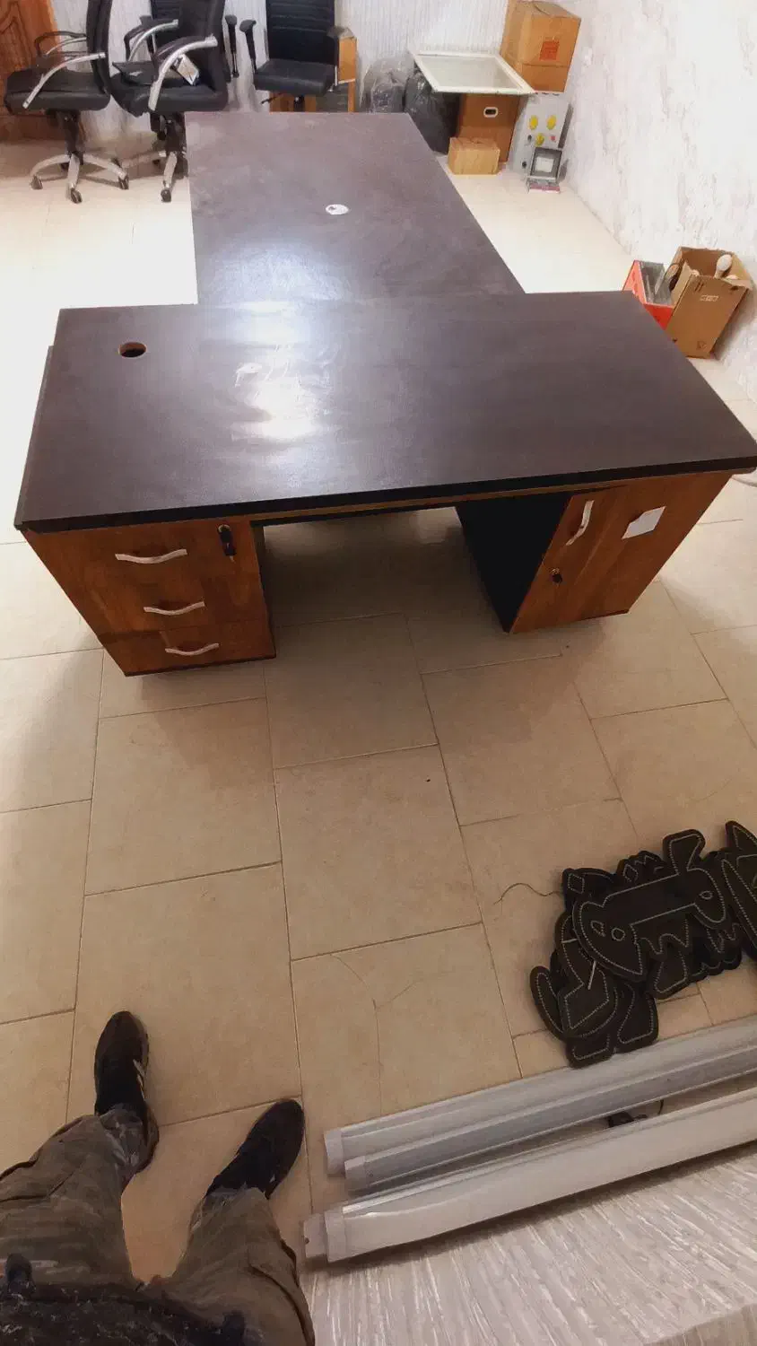 میزمدیریت به همراه میزکنفرانس|دفتر کار|چهاردانگه (تهران), |دیوار