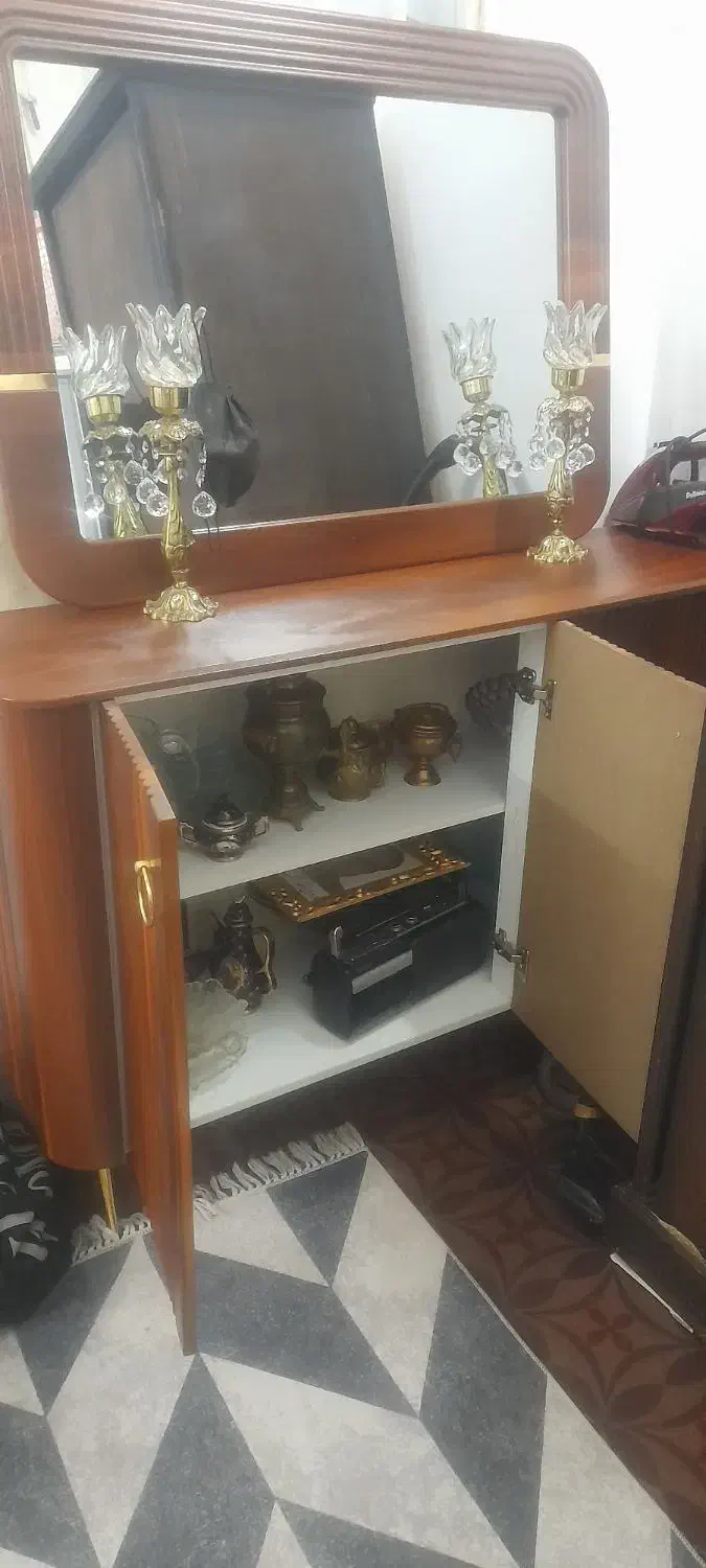 میز کنسول اینه|بوفه، ویترین، کنسول|قم, نخودی|دیوار