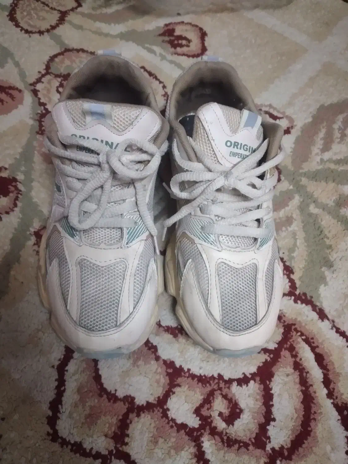 کفش کتونی|کیف، کفش، کمربند|گرگان, |دیوار