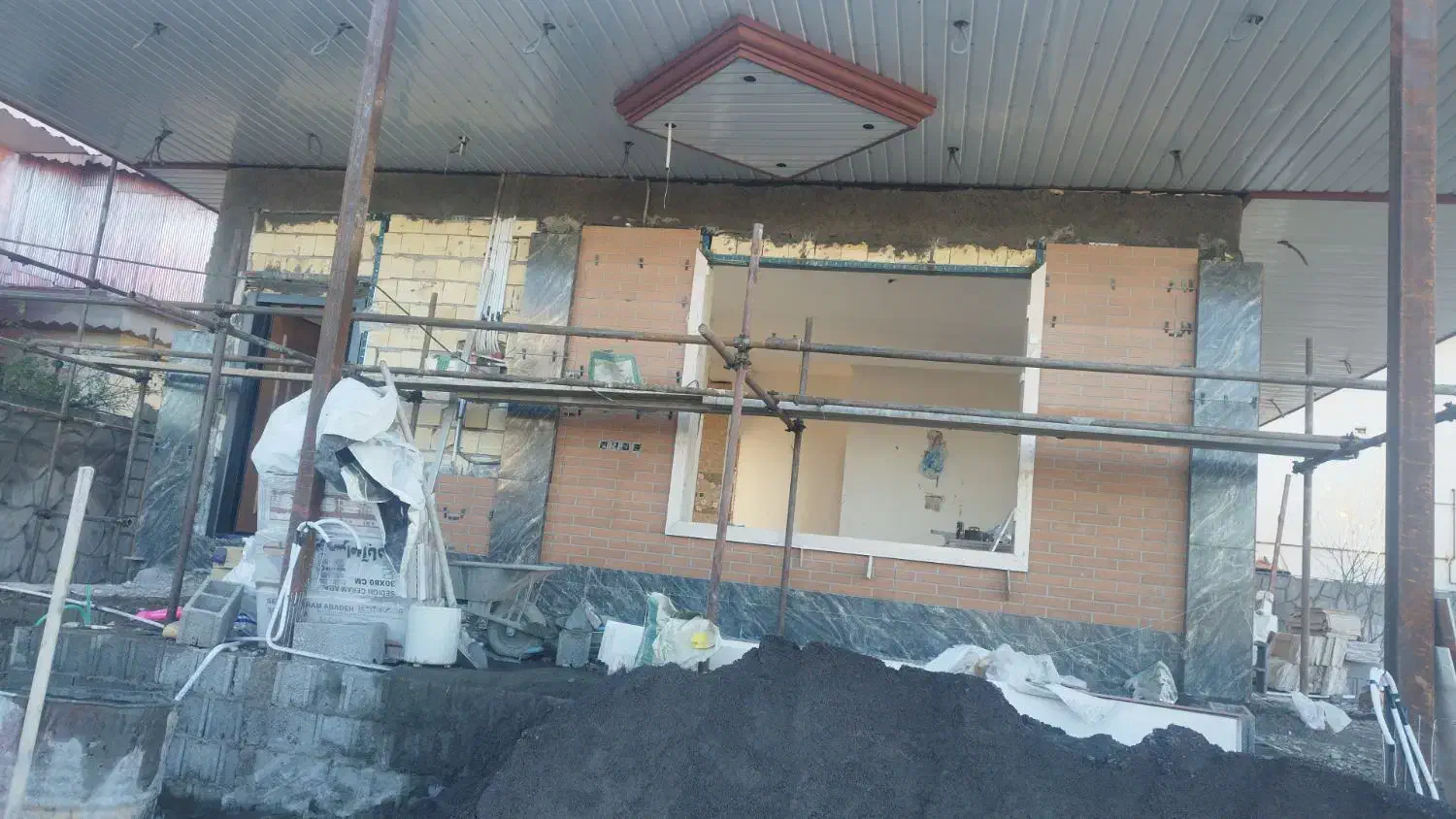 کاشی کاری|استخدام معماری، عمران و ساختمانی|رشت, ولکس|دیوار