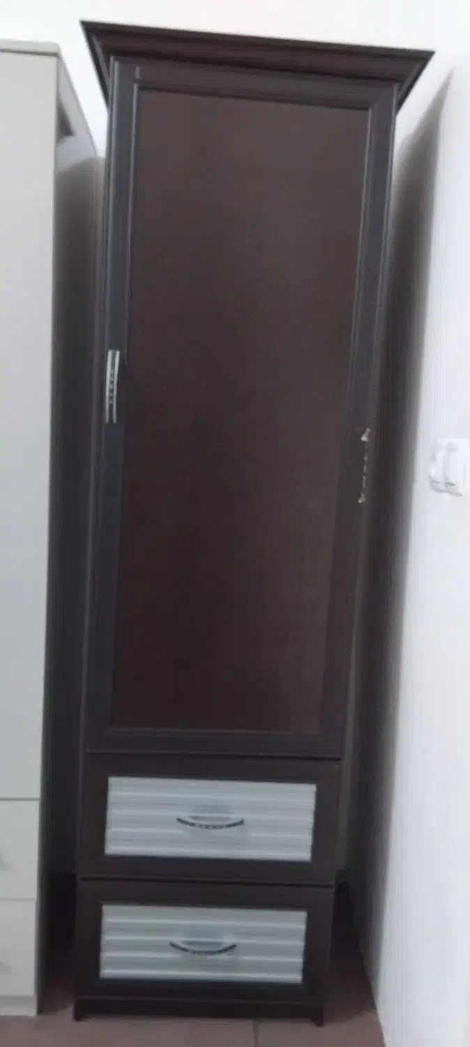 ست کامل تخت دونفره با دوتا پا تختی ومیزآرایش وکمد|تخت و سرویس خواب|مشگین شهر, |دیوار