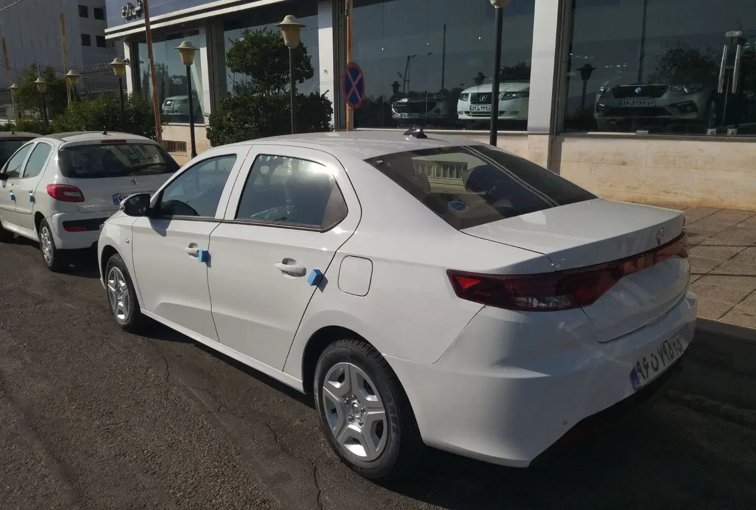 تارا v1 پلاس(۶دنده) صفر سفید مشکی تیتانیوم|خودرو سواری و وانت|شیراز, شهرک استقلال|دیوار