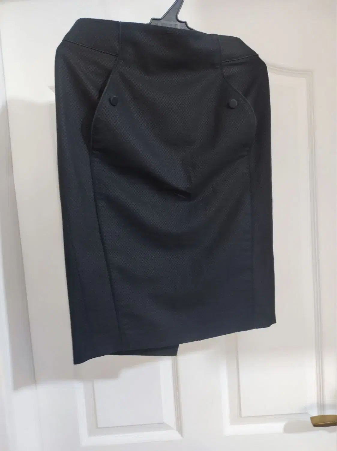 لباس زنانه|لباس|نیشابور, سرآب کوشک|دیوار