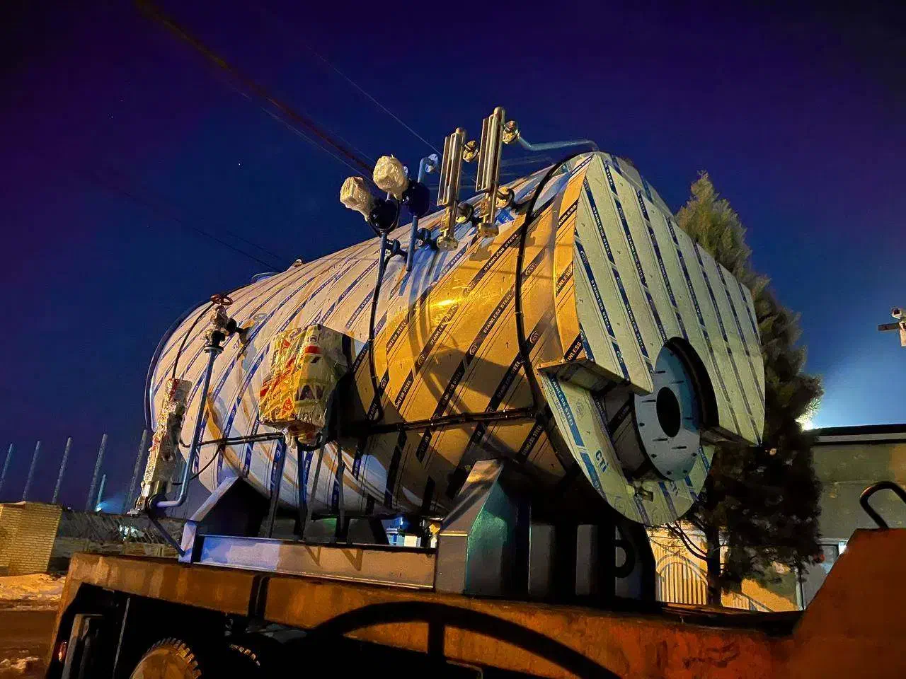 دیگ بخار با مشع/ل مازوت سوز 2025|ماشین‌آلات صنعتی|اراک, |دیوار