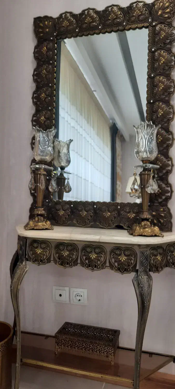 آینه|آینه|همدان, |دیوار