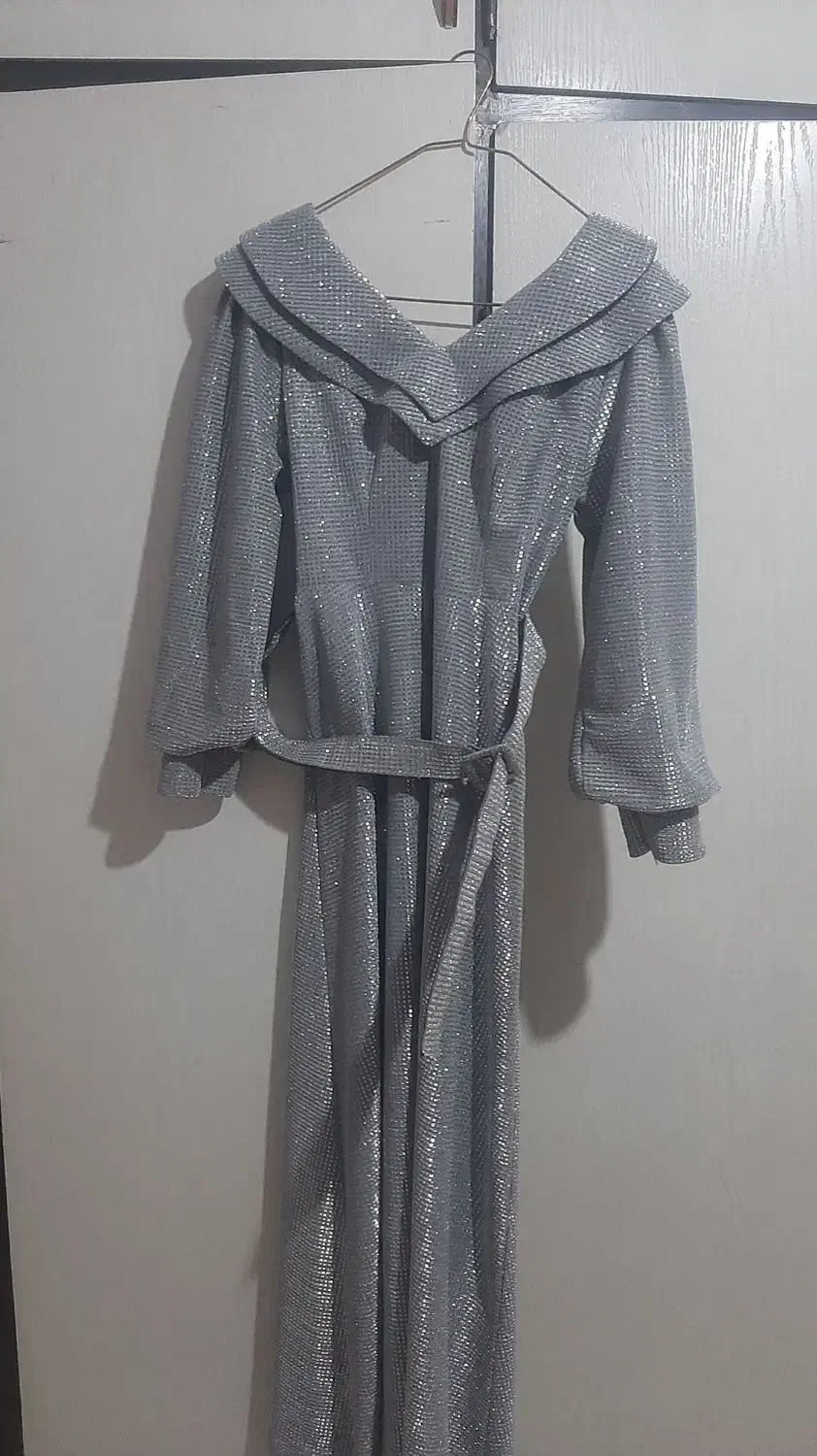 لباس مجلسی|لباس|شهریار, شهریار|دیوار