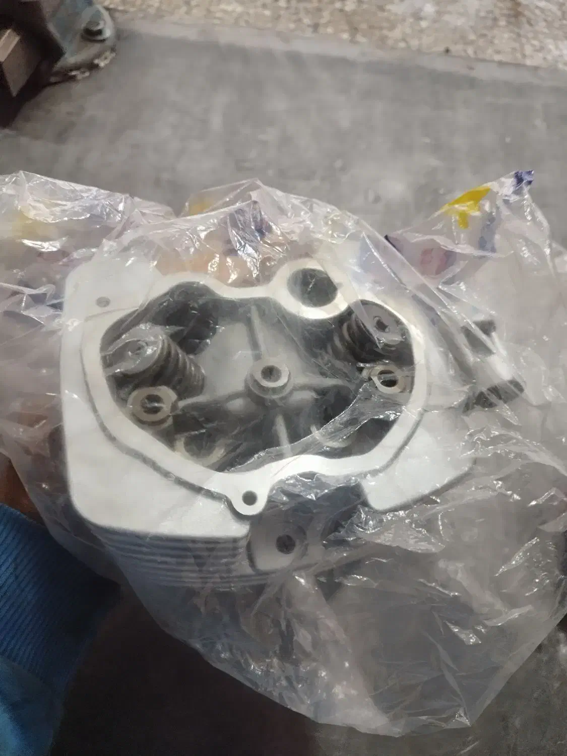 لوازم موتورسیکلت ۱۵۰ سیلندر سر سیلند دیسک کلاچ و..|قطعات یدکی و لوازم جانبی|گلوگاه, |دیوار