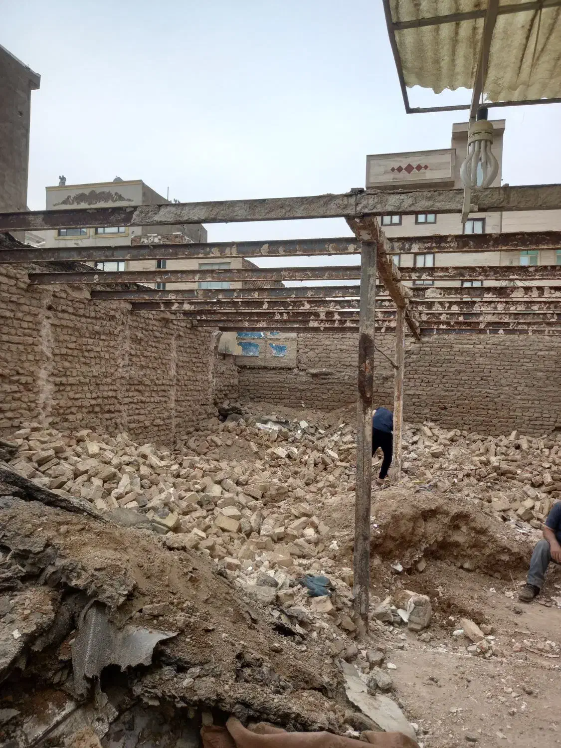 تخریب ساختمان|خدمات پیشه و مهارت|اسلامشهر, شهرک واوان|دیوار