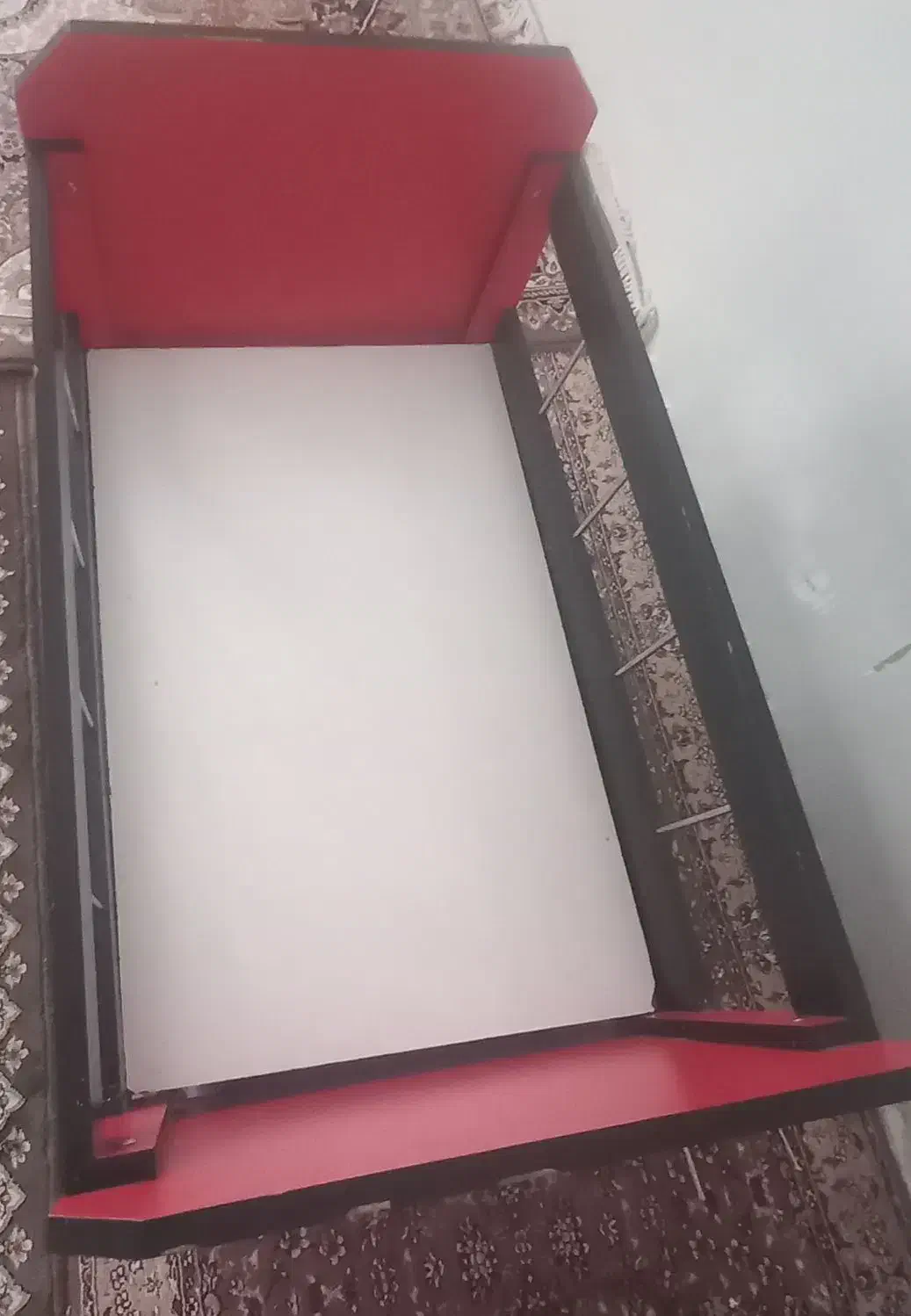 تخت کودک|تخت و صندلی بچه|شوشتر, |دیوار