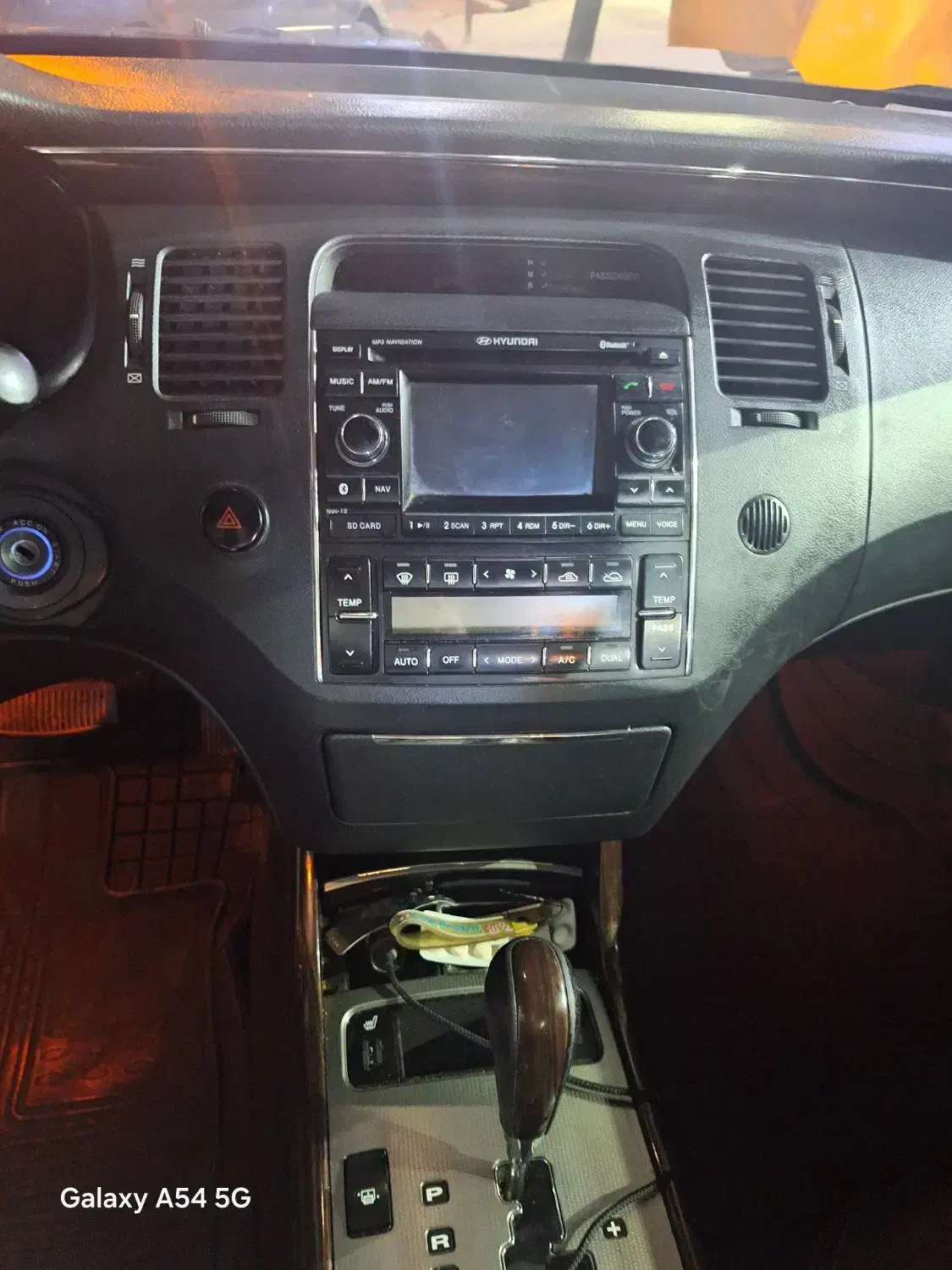 آزرا. ۲۰۱۰ سفیدصددرصدتمیز|خودرو سواری و وانت|نورآباد ممسنی, |دیوار