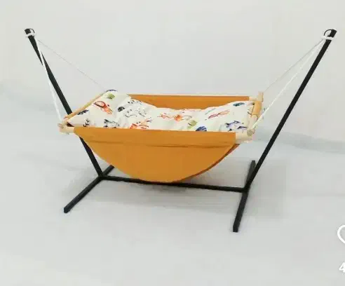 گهواره|تخت و صندلی بچه|اسلام‌شهر, شهرک امام حسین (میان آباد)|دیوار