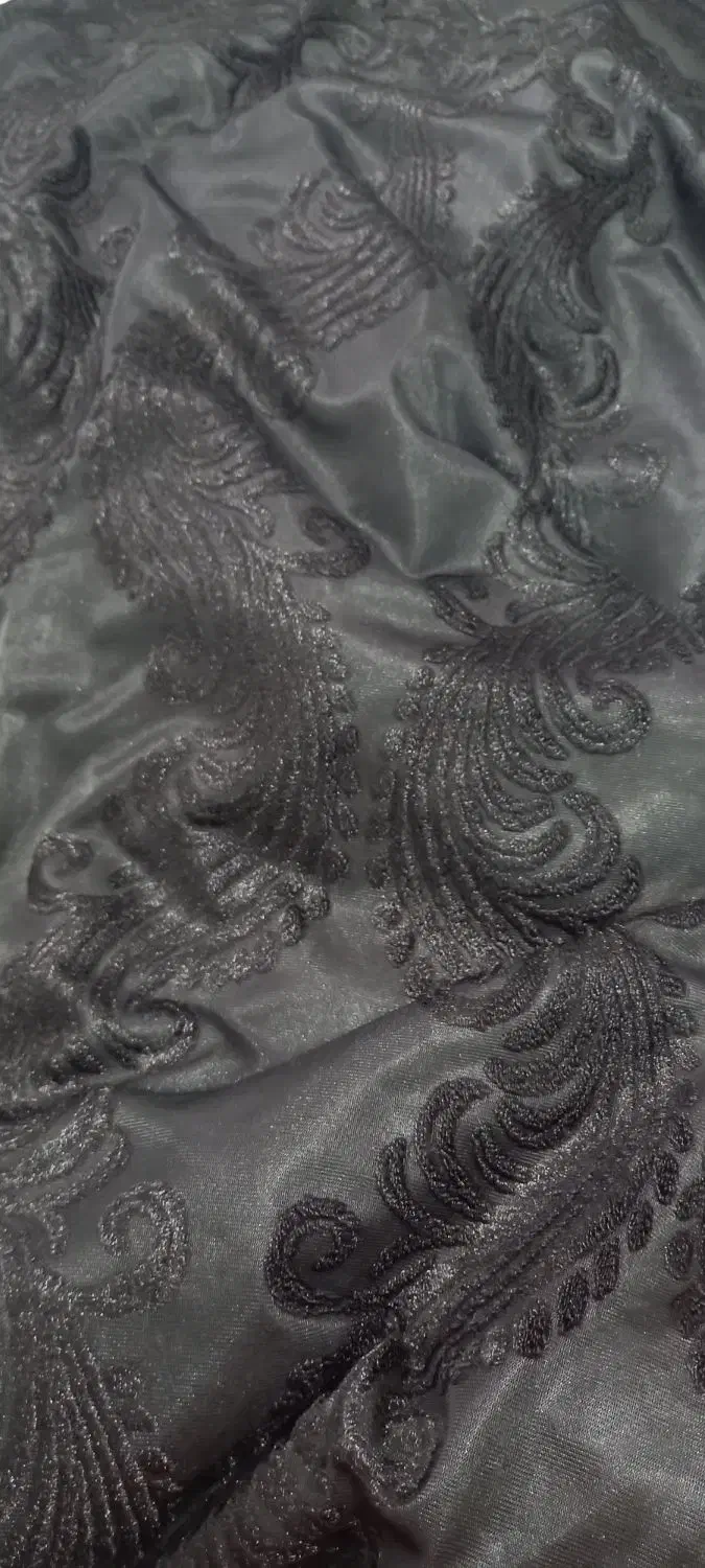 چادر مخمل|لباس|نیشابور, هفده شهریور|دیوار