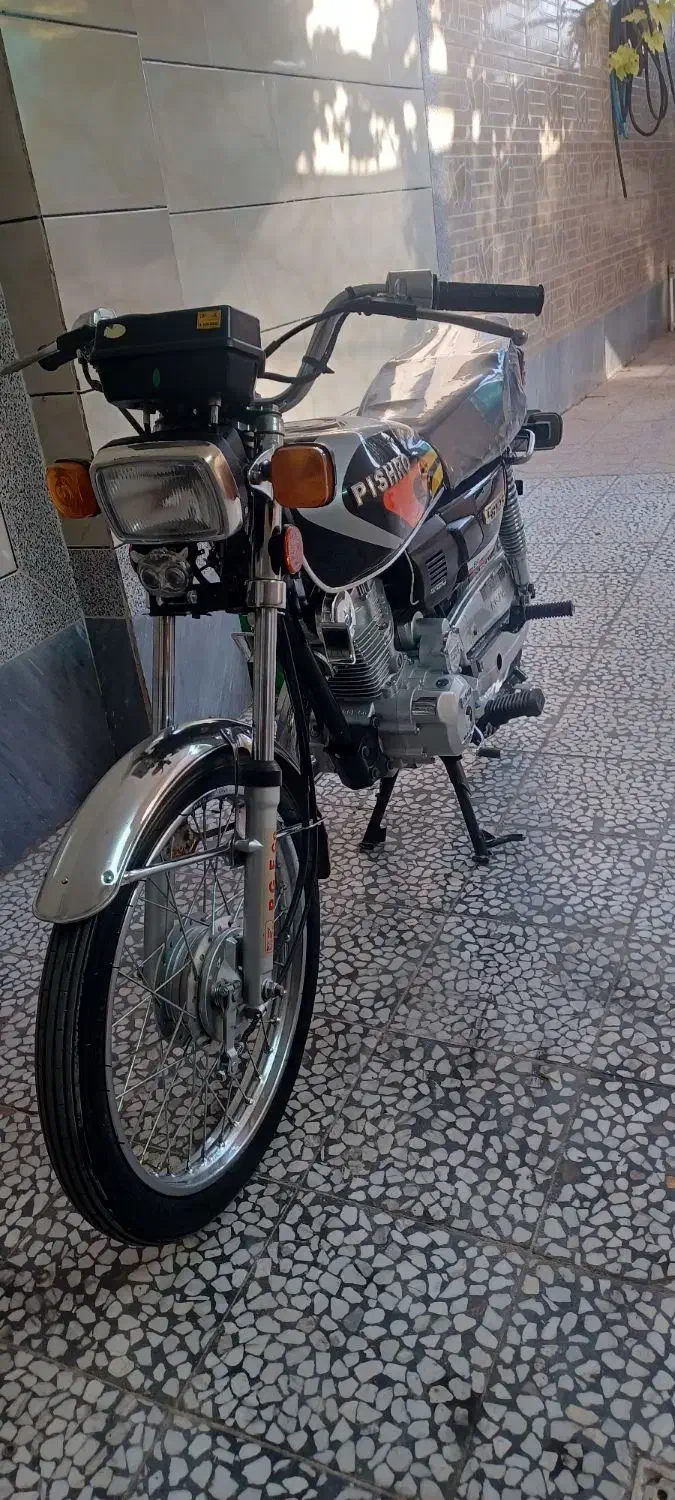 پیشرو ۱۲۵ مدل ۱۴۰۲|موتورسیکلت|نجفآباد, گلدشت|دیوار