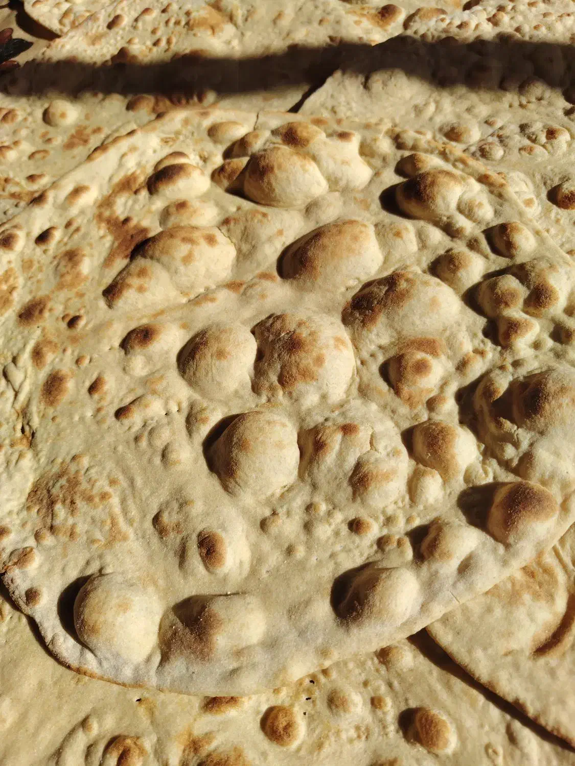 نان خانگی تنوری|خوردنی و آشامیدنی|بروجن, |دیوار
