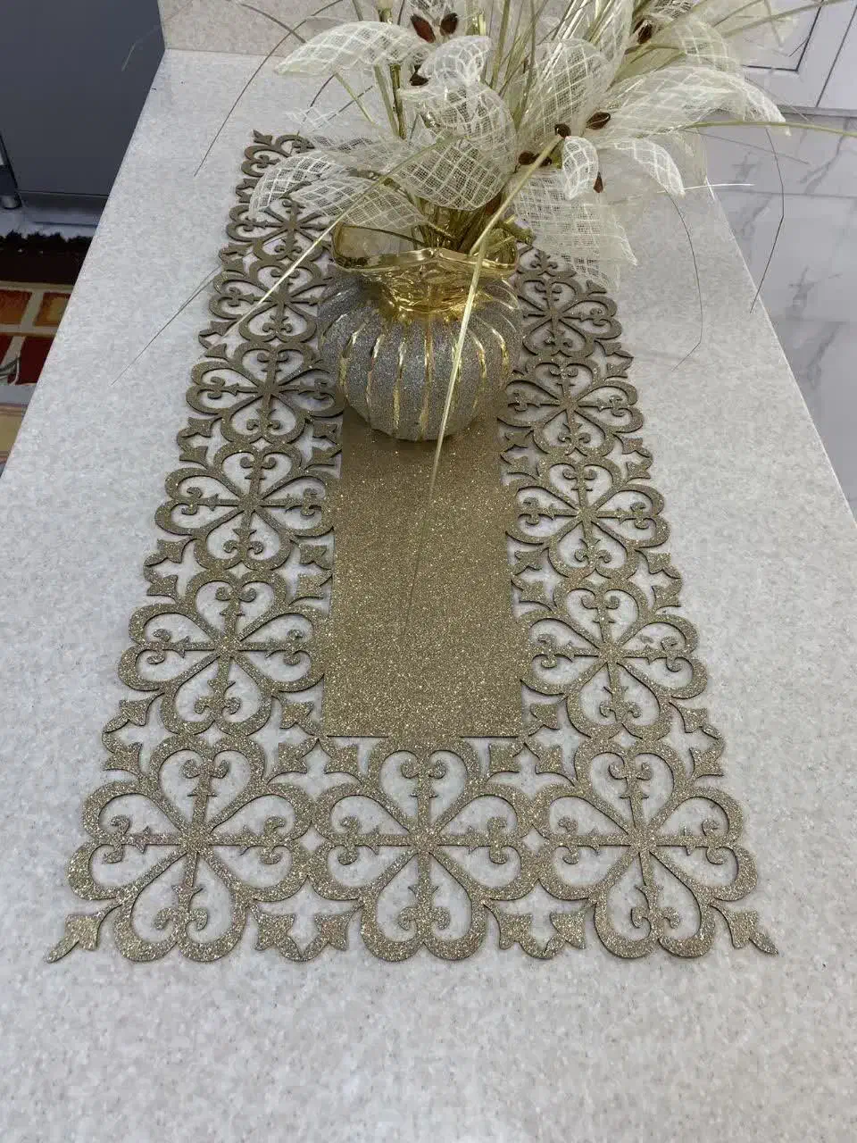 رومیزی و رواوپنی چرم اکلیلی|پرده، رانر، رومیزی|مهریز, |دیوار