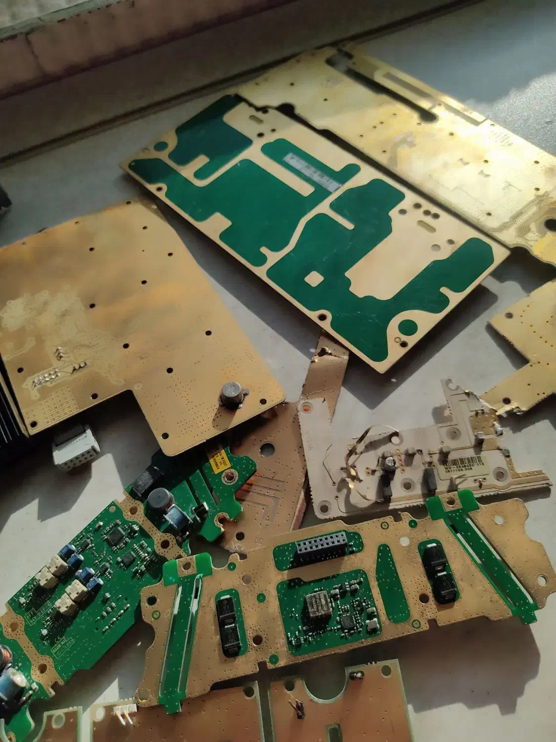 بورد های پشت طلا ۲۴ عیار|قطعات و لوازم جانبی رایانه|تهران, امام زاده عبدالله|دیوار