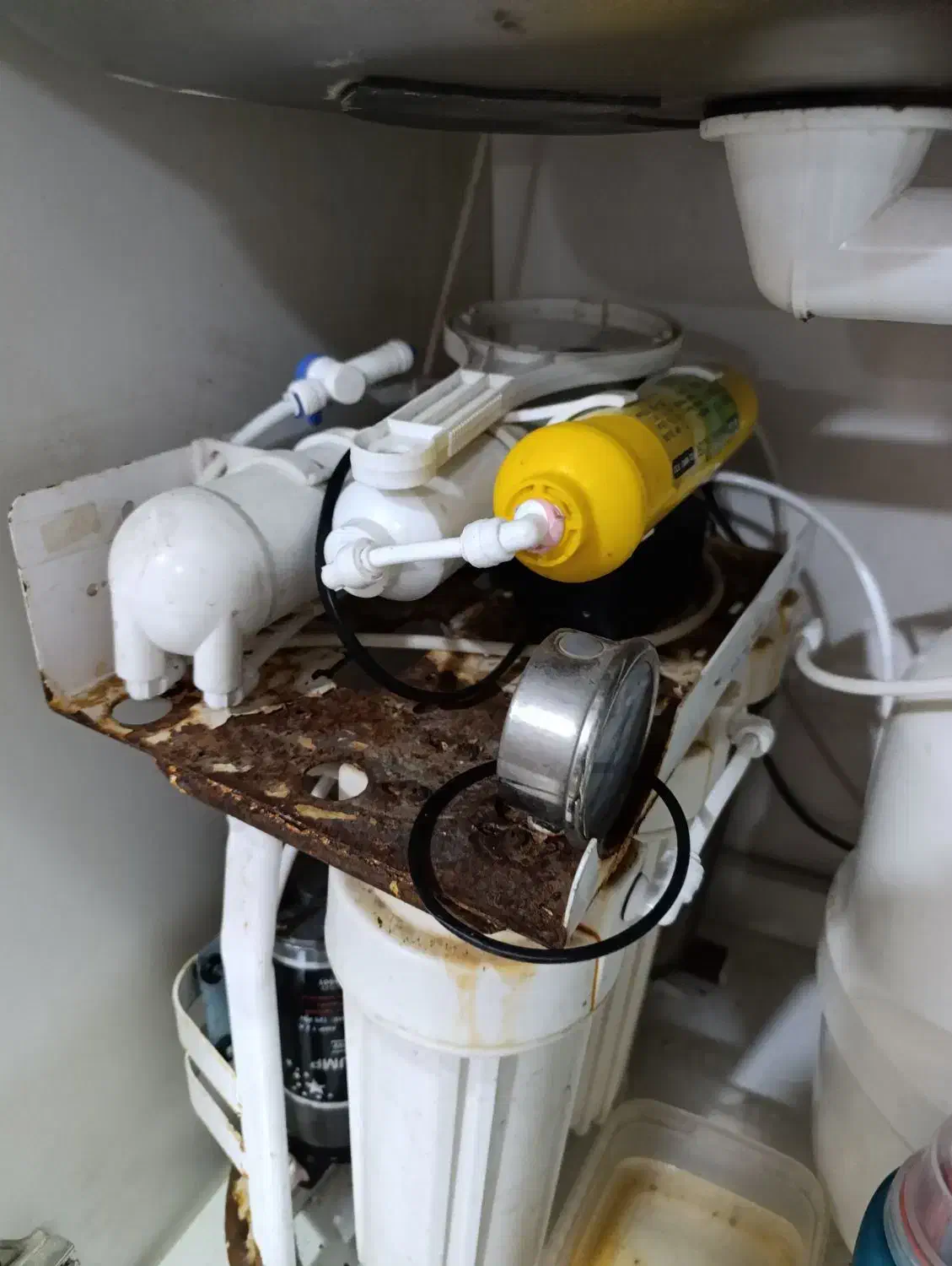 نصب شیرآلات بهداشتی ،پمپ آب تصفیه کن|خدمات پیشه و مهارت|شوش, |دیوار