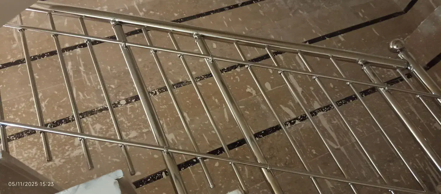 استیل کاران نو|خدمات پیشه و مهارت|هشتگرد, شهرک بعثت|دیوار