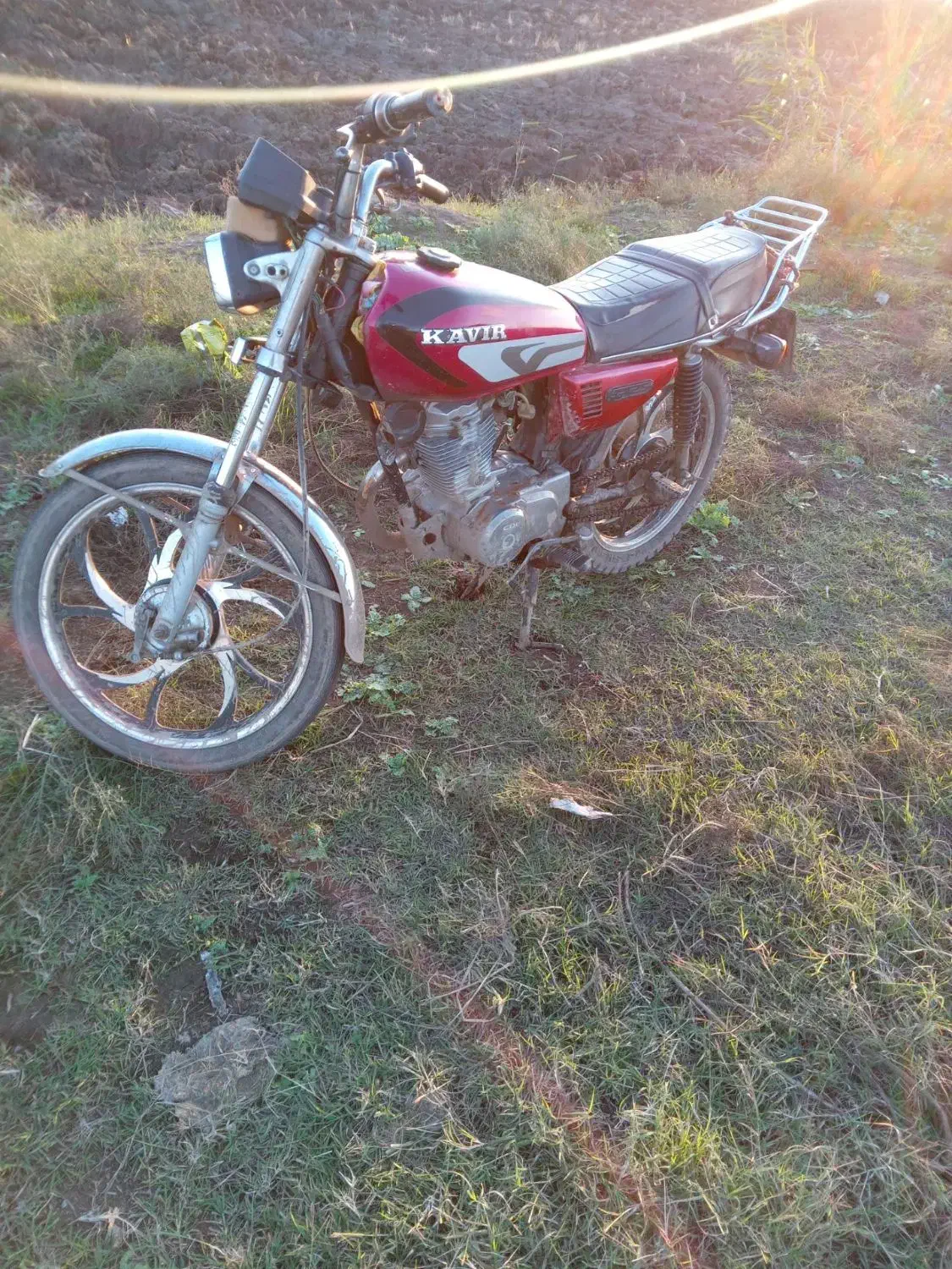 موتور ۱۲۵ کویر|موتورسیکلت|سنگدوین, |دیوار