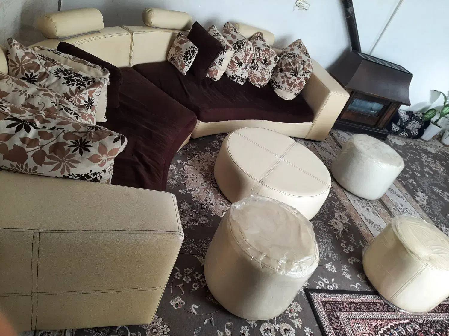 مبل راحتی|مبلمان خانگی و میز عسلی|خرم‌آباد, |دیوار