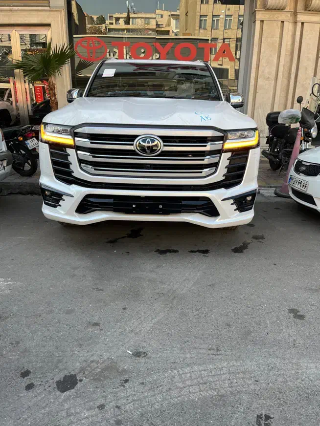 لندکروز  مدل ۲۰۲۵  پلاک ملی|خودرو سواری و وانت|تهران, مطهری|دیوار