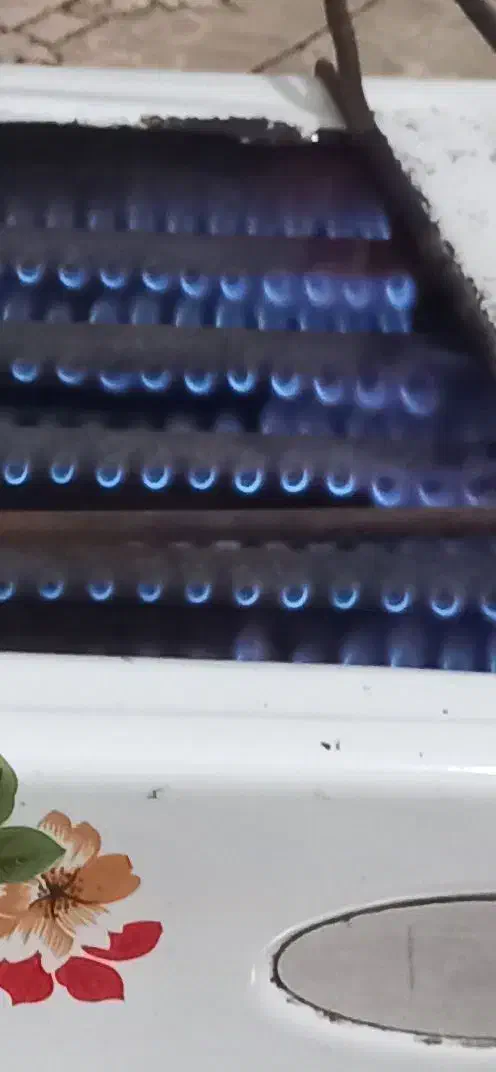 کباب پز گازی سالم|اجاق گاز و لوازم برقی پخت‌وپز|کرمانشاه, |دیوار