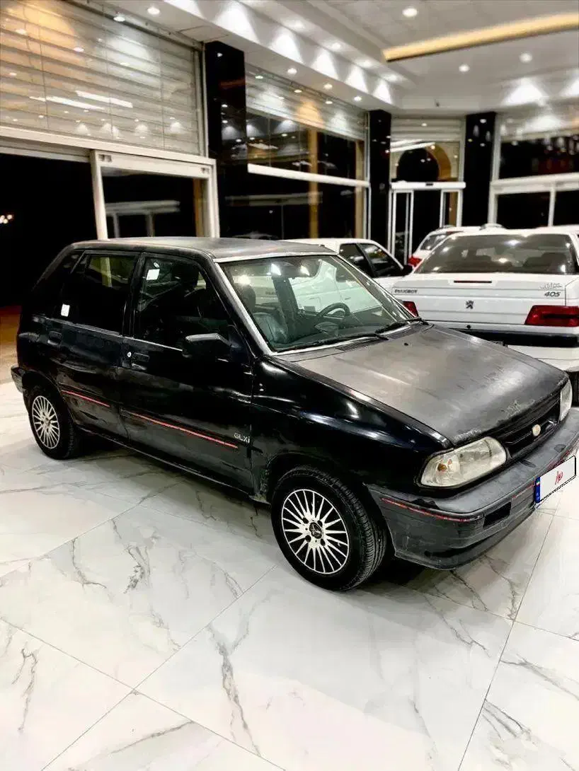 هاچبک مدل۸۳/ از دم قسط|خودرو سواری و وانت|یزد, |دیوار