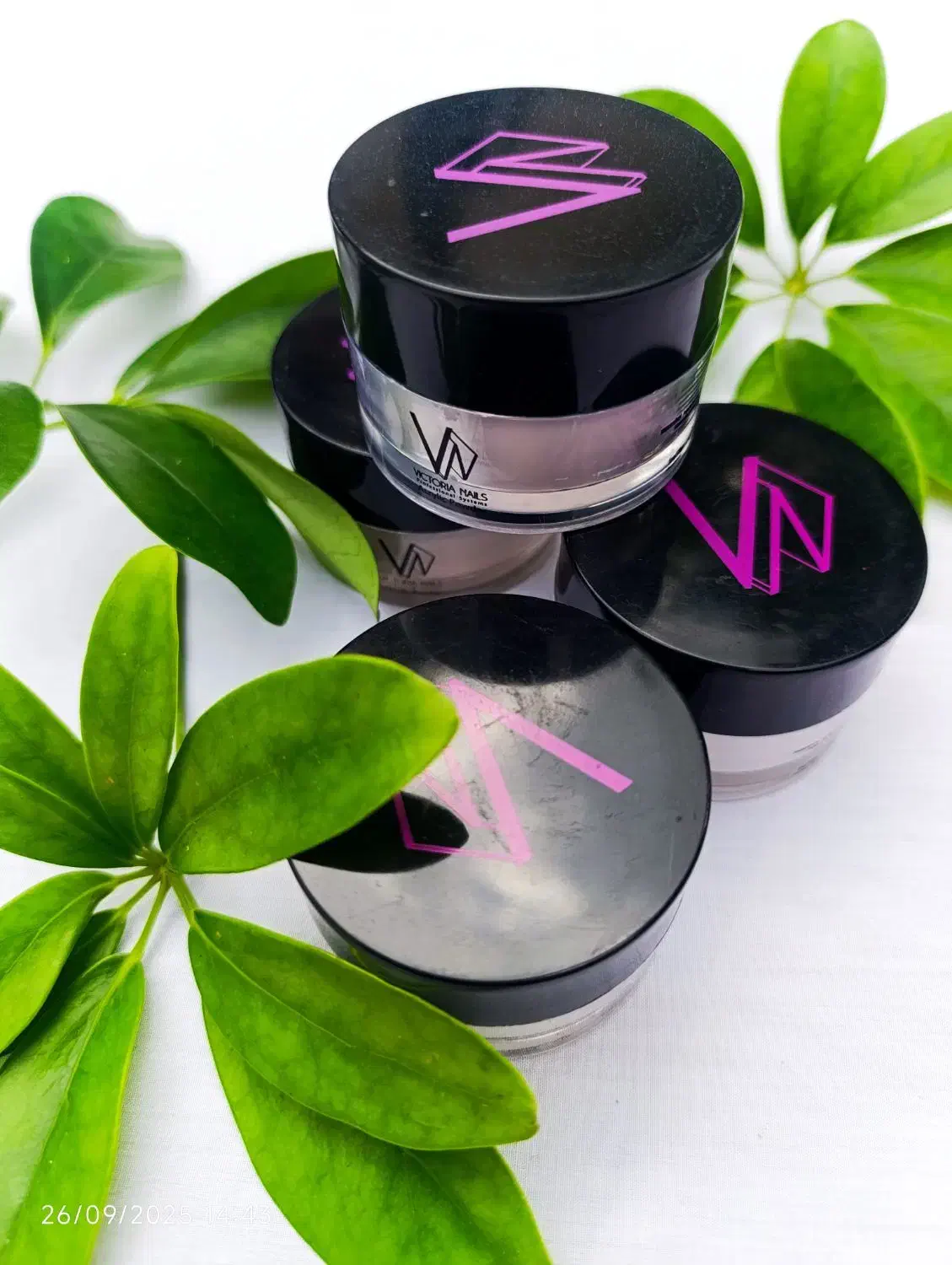 پودر کاشت ناخن برند وکتوریا نیل|آرایشی، بهداشتی، درمانی|آستانه اشرفیه, |دیوار