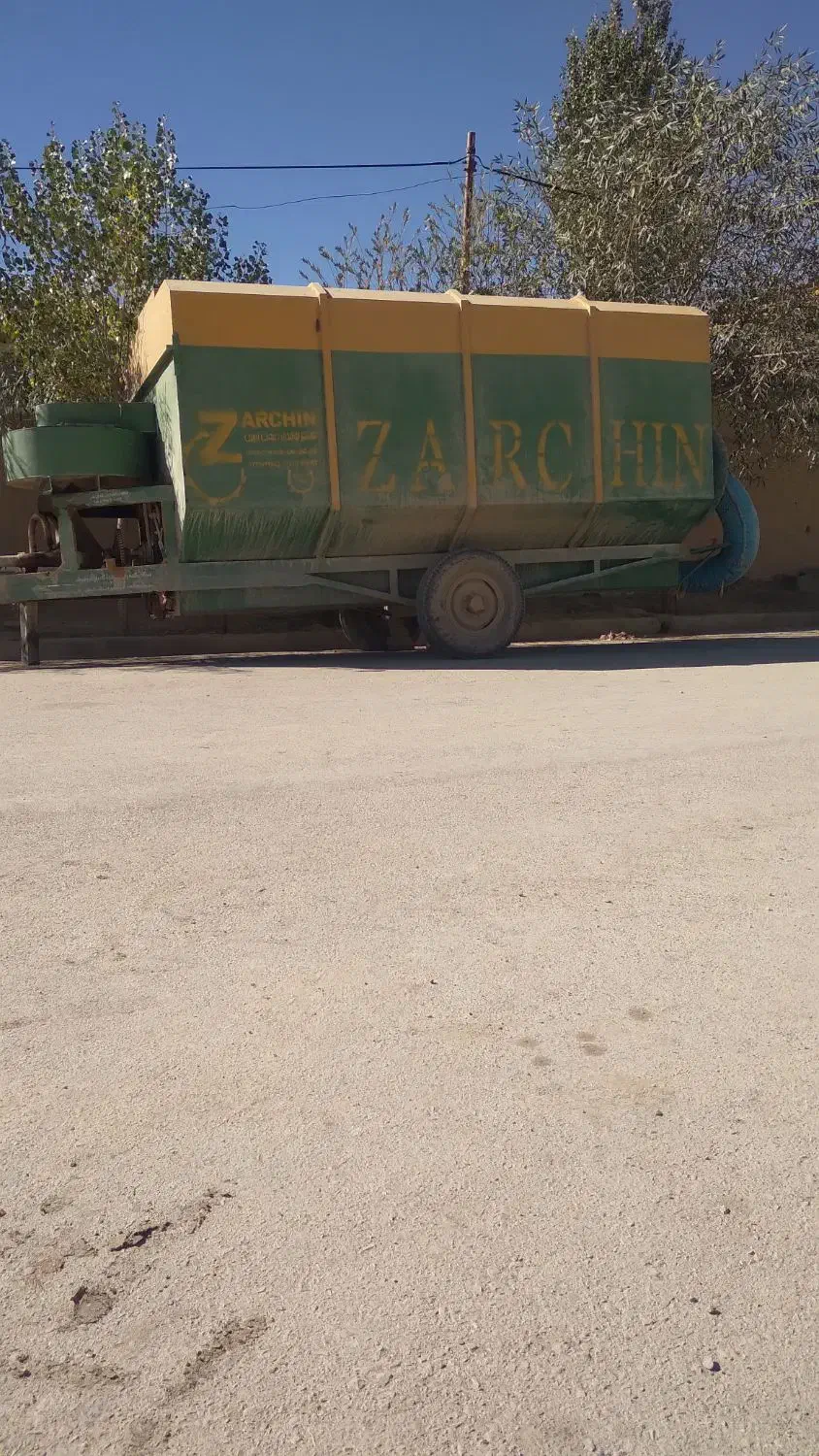 مکنده کاه|ماشینآلات صنعتی|کبودرآهنگ, |دیوار