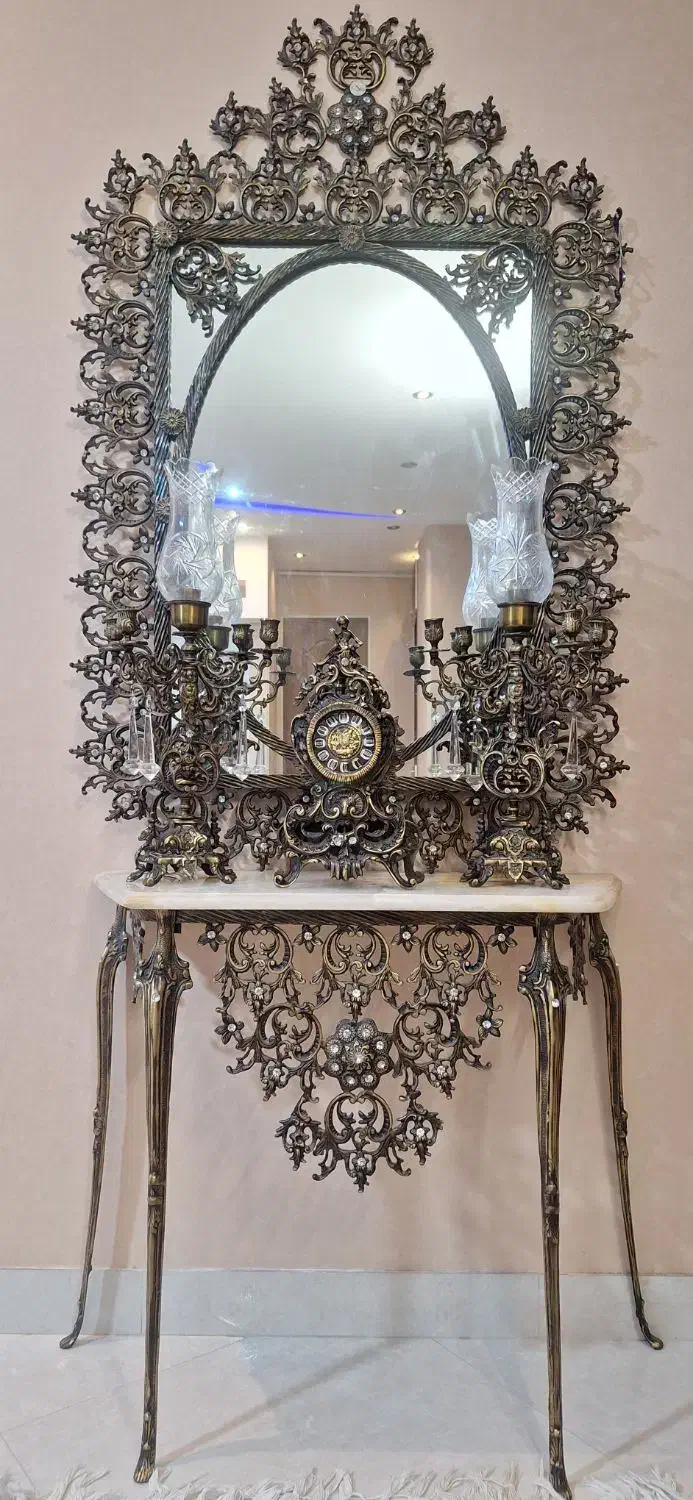 آینه شمعدان و ساعت برنز اصل|مبلمان خانگی و میز عسلی|بروجرد, |دیوار