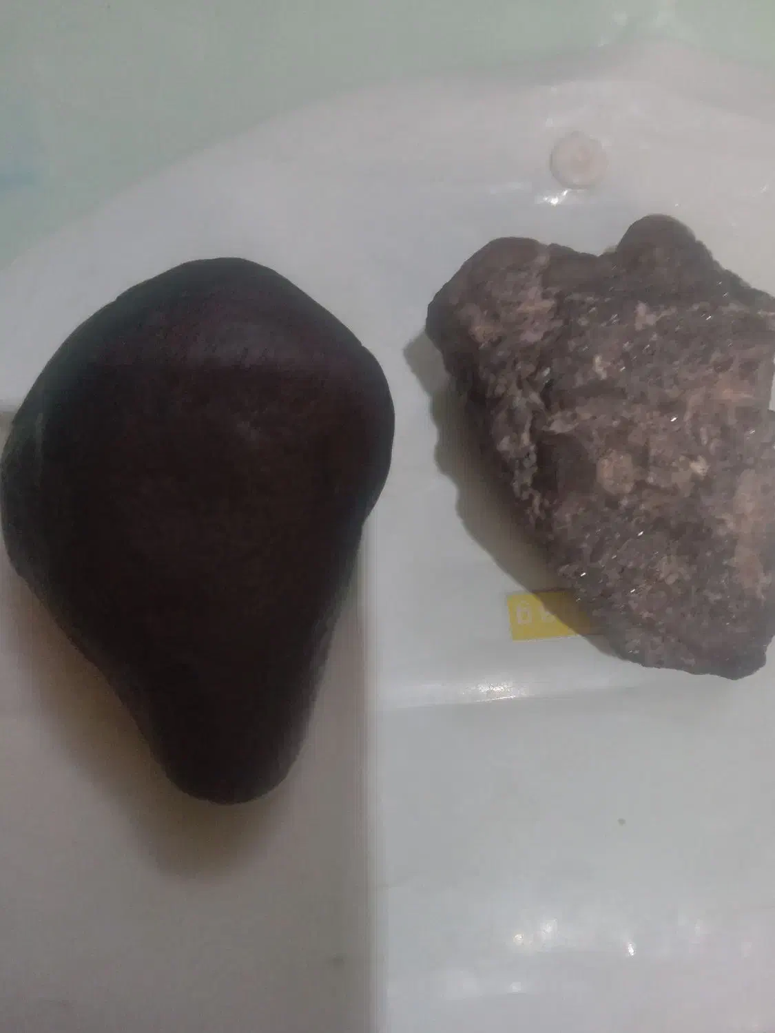 شهاب سنگ|کلکسیون اشیاء عتیقه|بم, |دیوار