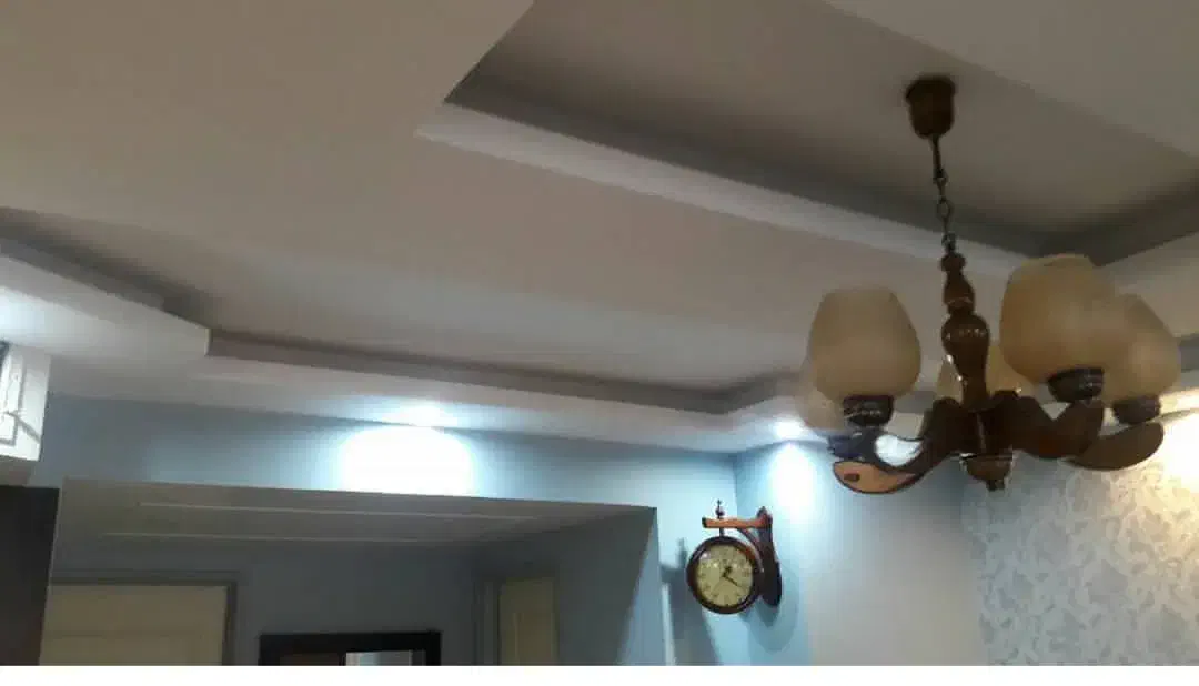 لوستر پنج شعله کاملا سالم در حد نو|لوستر و چراغ آویز|تهران, تسلیحات|دیوار