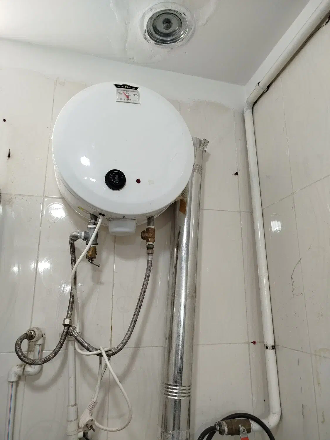 تخفیت 30 درصد تمام دوره های آموزشی|خدمات آرایشگری و زیبایی|بم, |دیوار