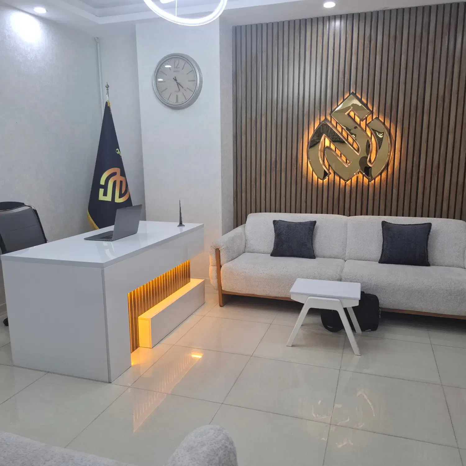 استخدام ادیتور پرمیر و افترافکت|استخدام هنری و رسانه|بوشهر, |دیوار