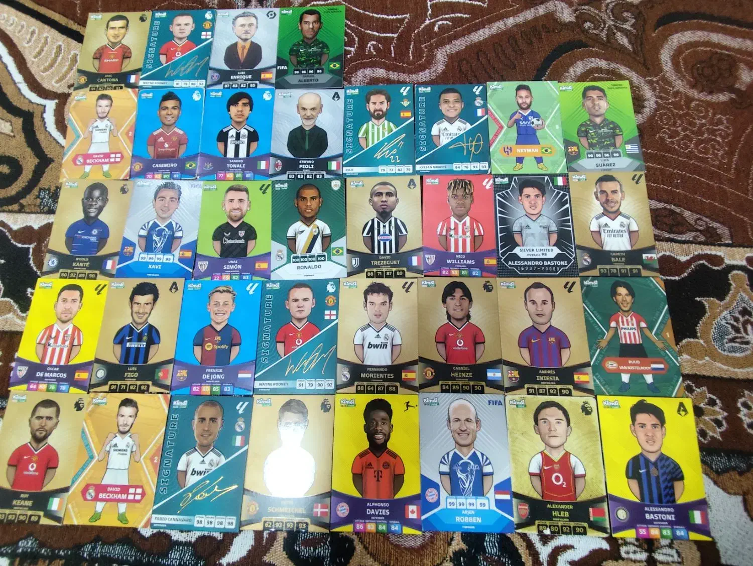 کیمدی نو|اسباب‌‌بازی|کوهرنگ, |دیوار