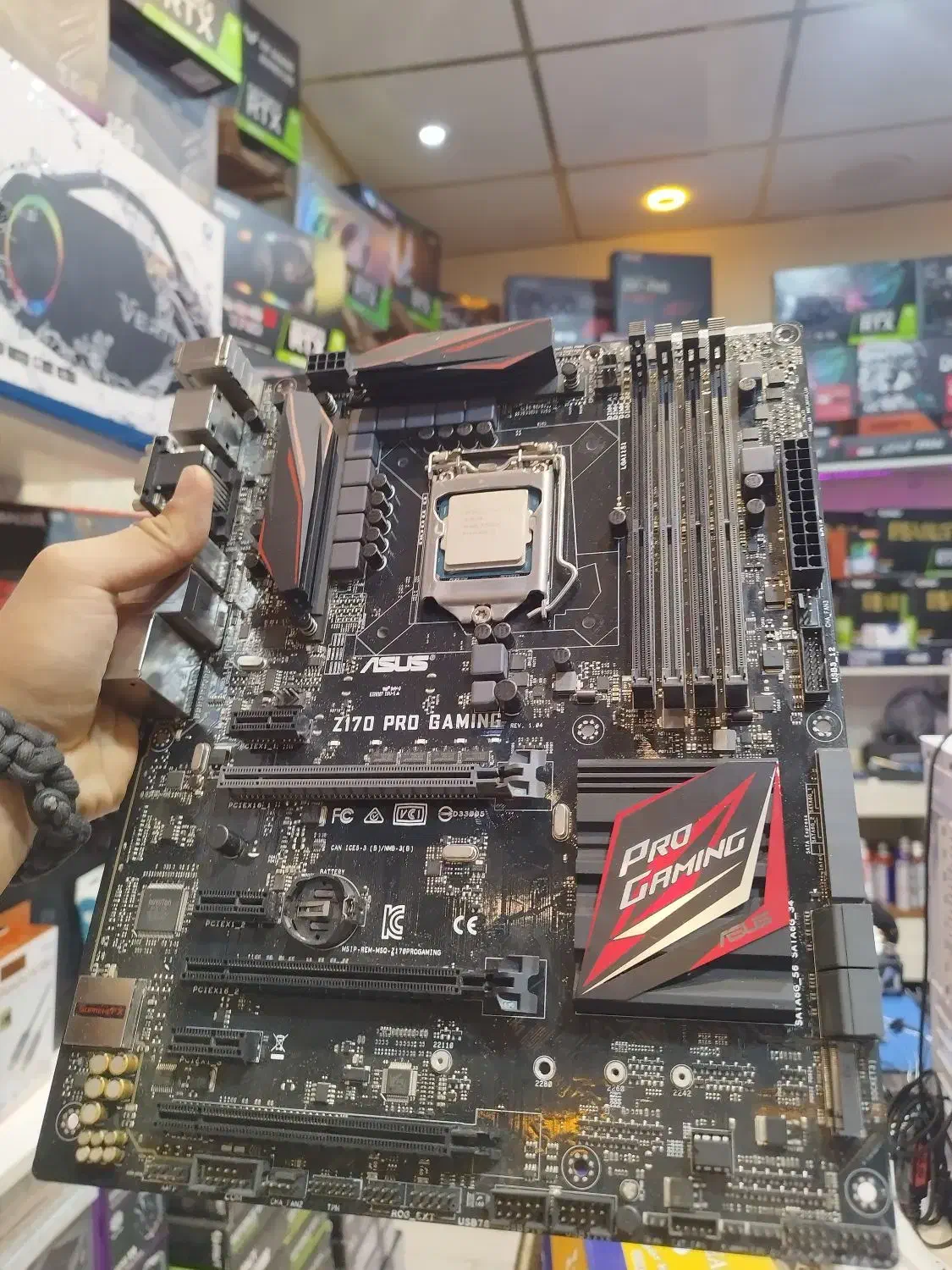 باندل مادربرد Z170 PRO GAMING و i3 6100کیس گیمینگ|قطعات و لوازم جانبی رایانه|تهران, شهرک پاسداران|دیوار