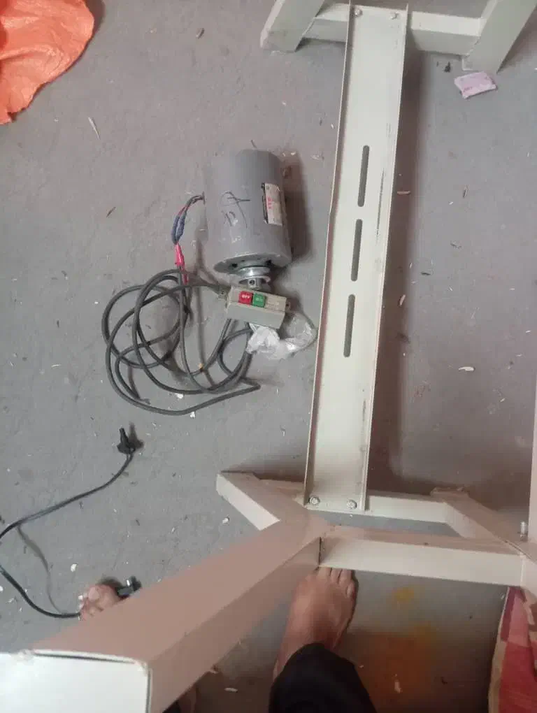 چرخ کشوک دوزی|چرخ خیاطی و ریسندگی|هیدوچ, |دیوار