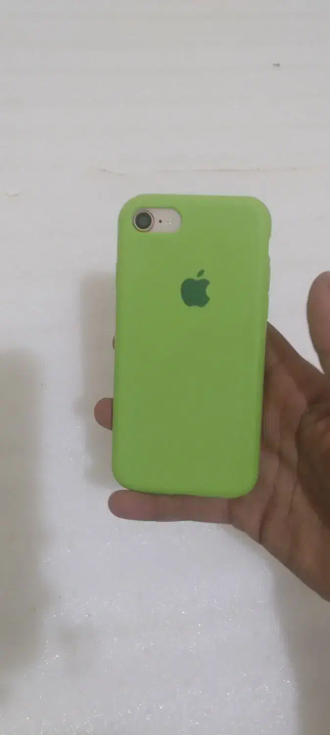 ایفون 8|موبایل|بجنورد, |دیوار