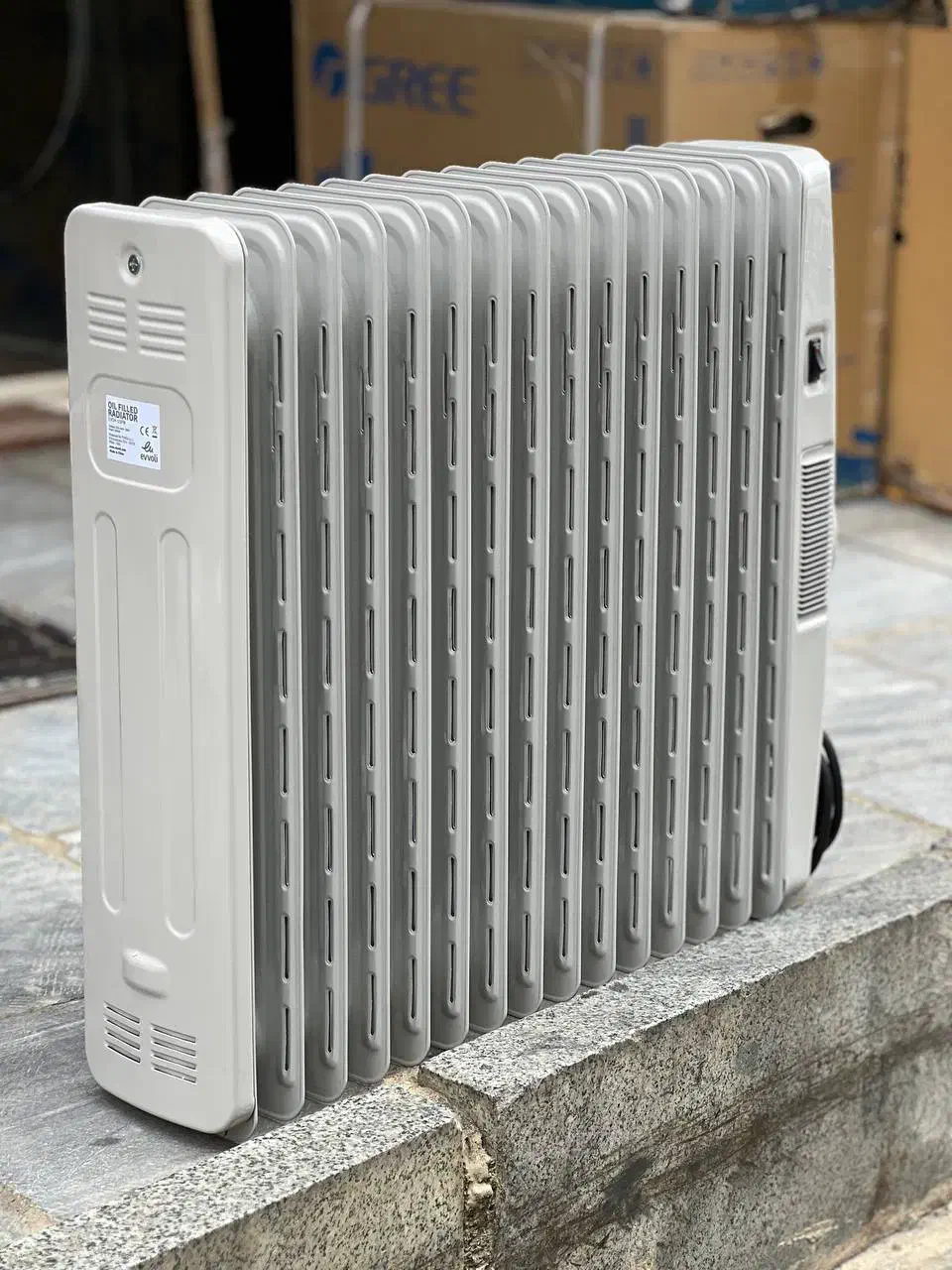 شوفاژ برقی(رادیاتور) برند ایوولی|آبگرمکن، پکیج، شوفاژ|بانه, |دیوار