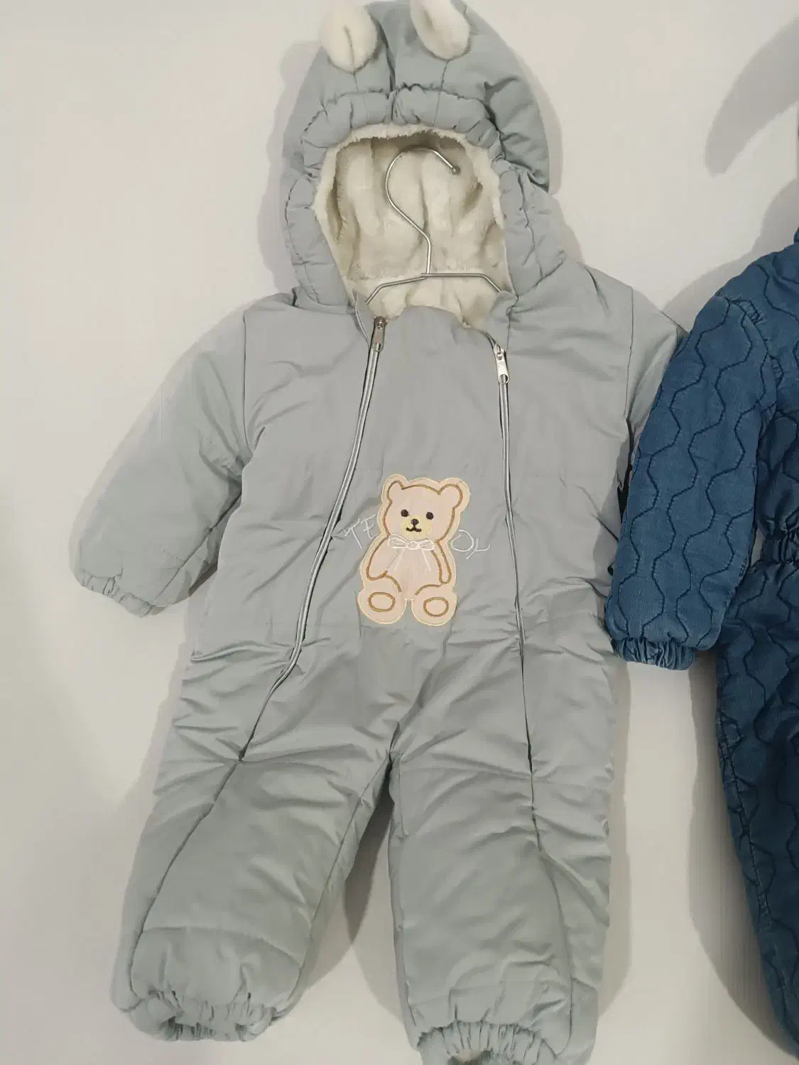 دو تا سرهمی بچه|کفش و لباس بچه|سنندج, |دیوار