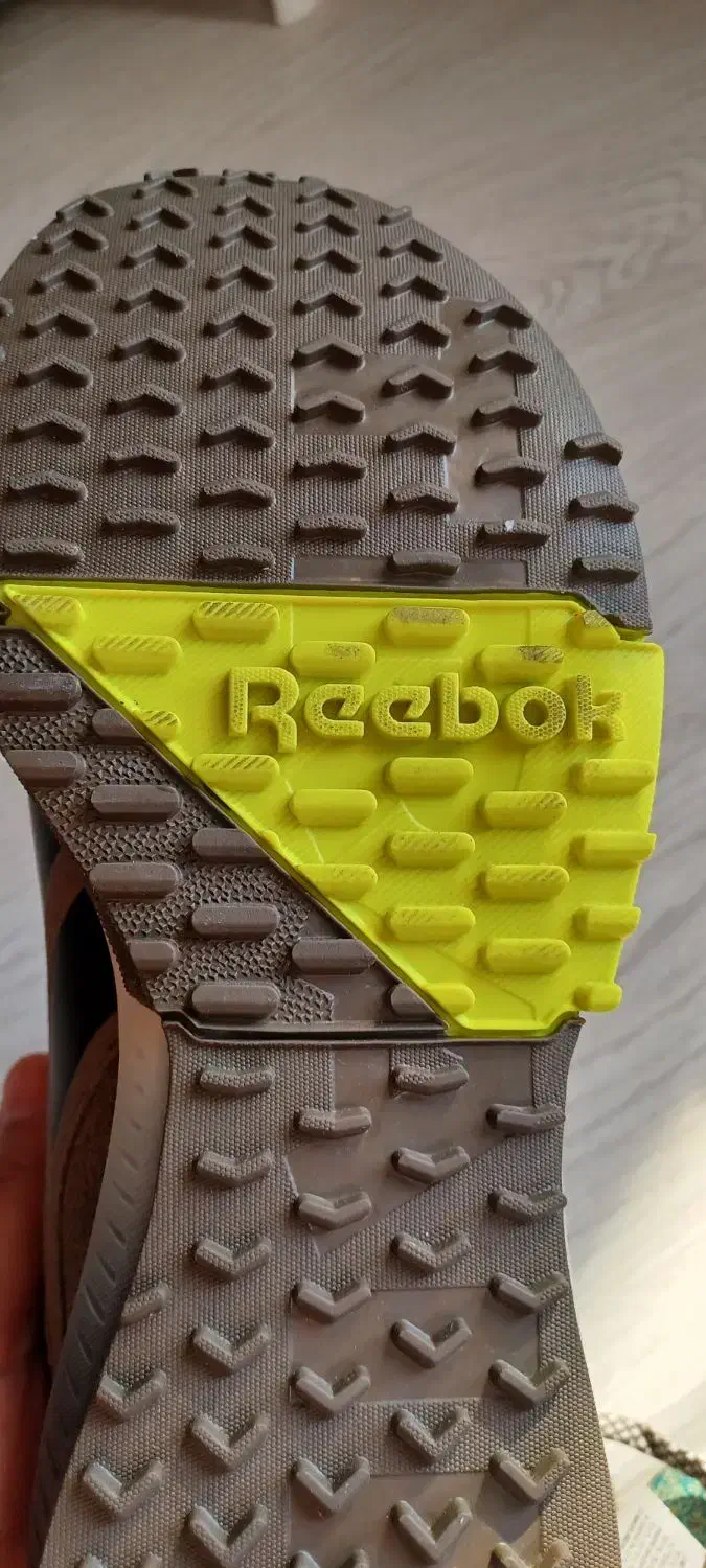 کتونی ریباک اورجینال|کیف، کفش، کمربند|آمل, |دیوار