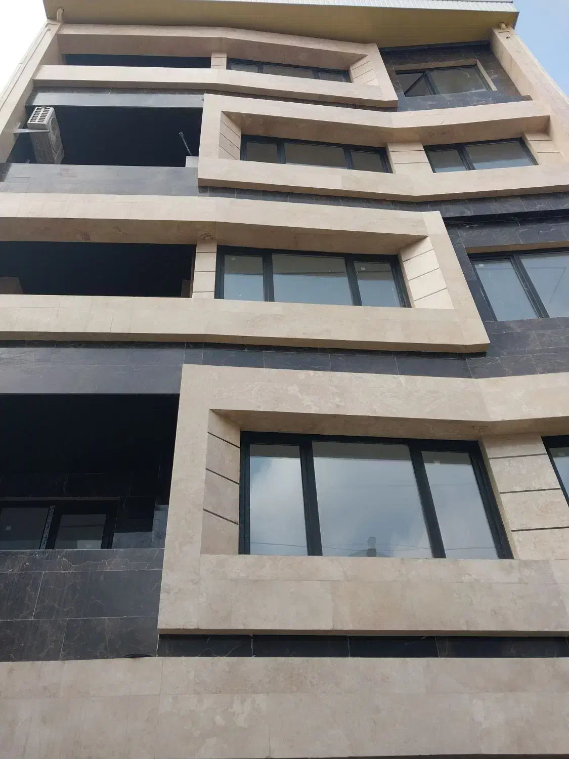 کلید نخورده ۱۴۰ متری سند ،خیابان بوسار و صابرین|فروش آپارتمان|رشت, بوسار|دیوار