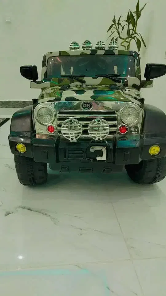 ماشین شارژی ۲ موتوره|اسباببازی بچه|پلدشت, |دیوار