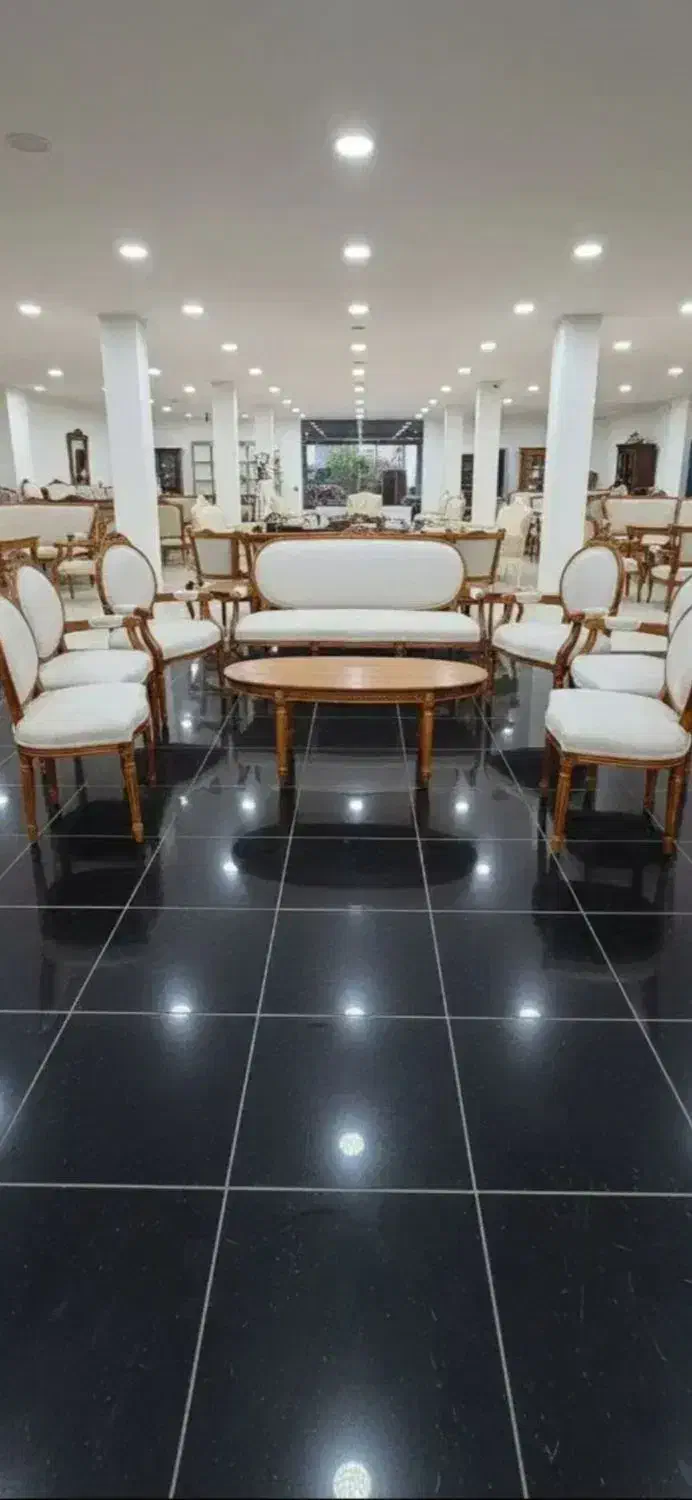 مبل کلاسیک ایتالیایی نصف قیمت|مبلمان خانگی و میز عسلی|لنگرود, |دیوار