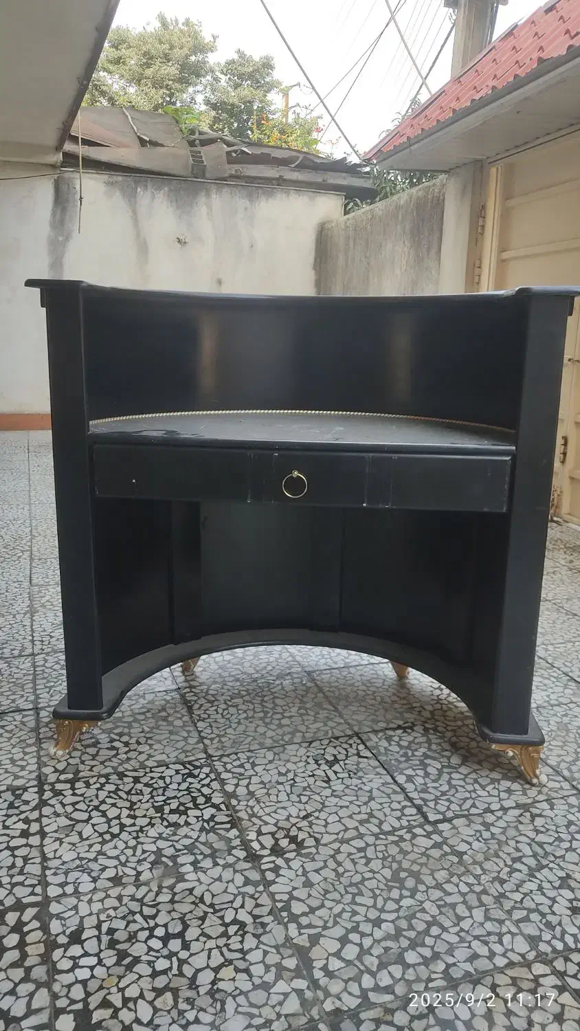 صندلی آرایشگاه و میز کانتر|آرایشگاه و سالنهای زیبایی|قائمشهر, |دیوار