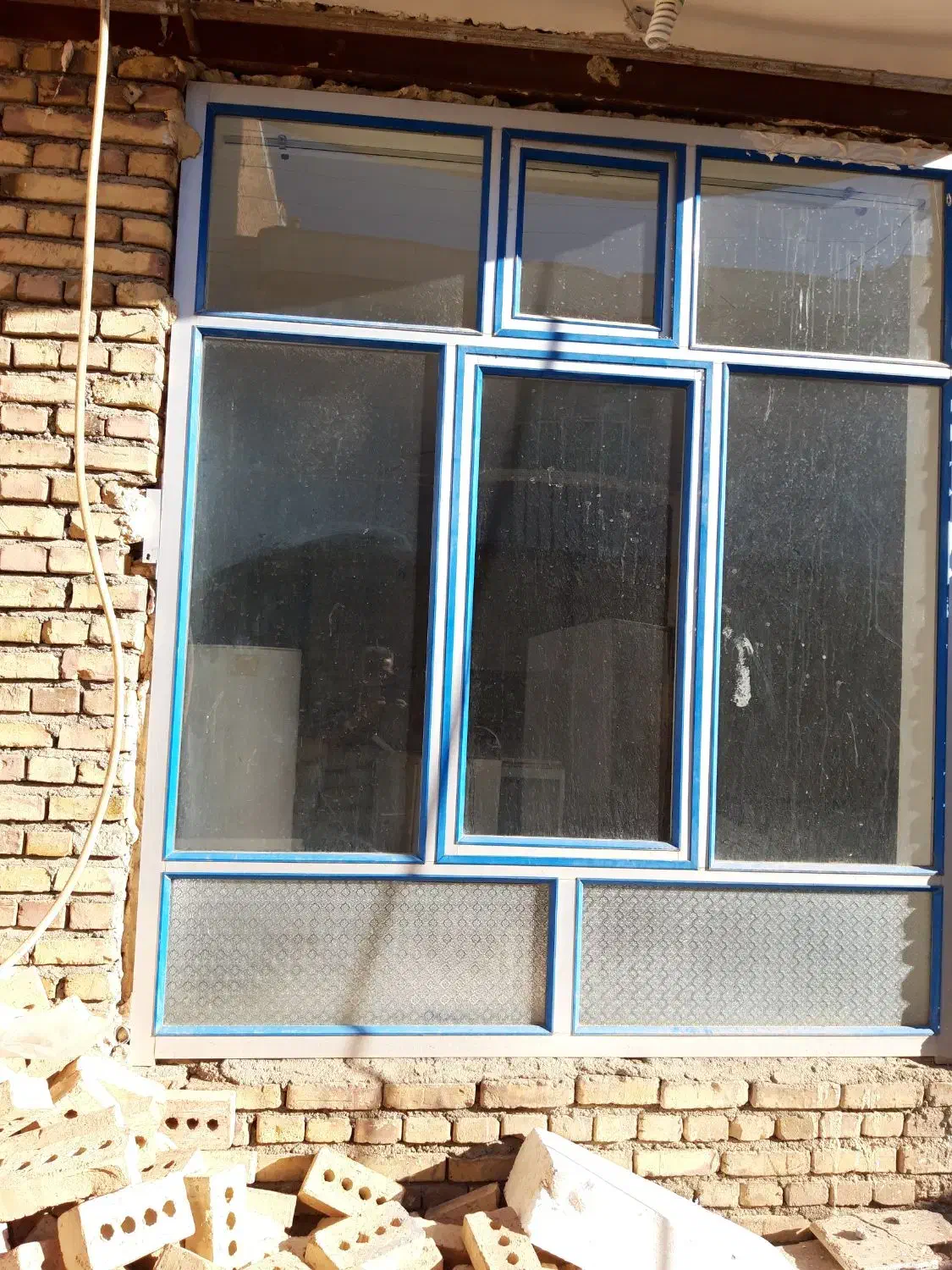 دوتا پنجره یک عدد درب ورودی آلومینیوم برای فروش|مصالح و تجهیزات ساختمان|مرند, |دیوار