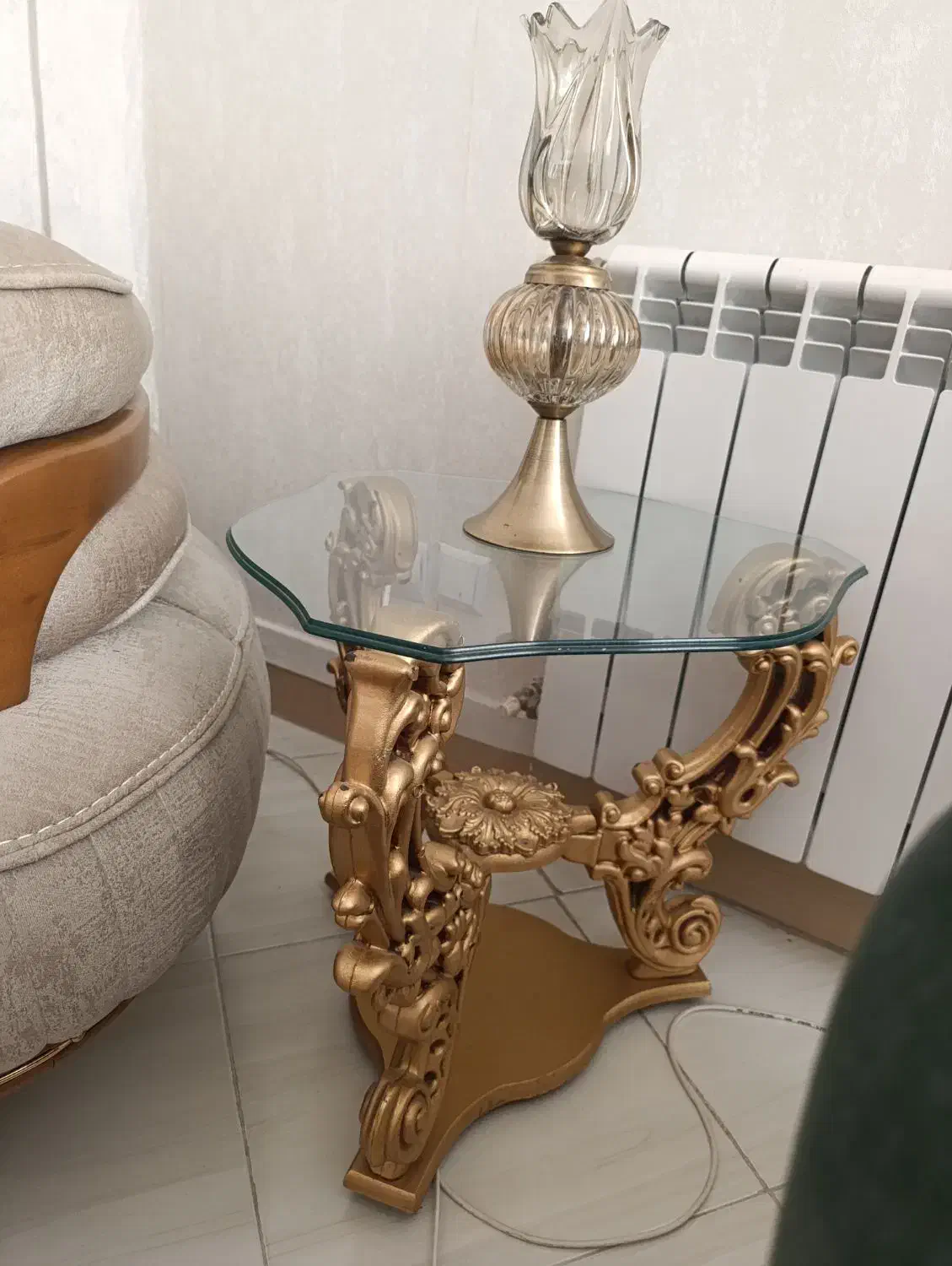 جلومبلی در حد نو ونیز تلفن فرفورژه|مبلمان خانگی و میز عسلی|نیشابور, شهرک بهداری|دیوار