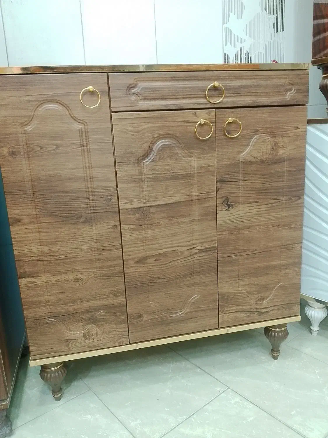 حراج واقعا واقعی جاکفشی ام دی آف به قیمت حراجی|جاکفشی، کمد، دراور|کاشان, ترک آباد|دیوار